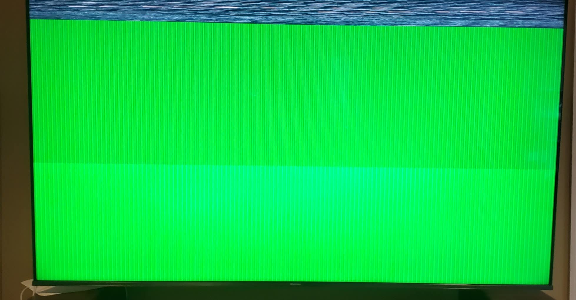 Hisense ULED 4K Premium 65U6G Quantum Dot QLED Series 65-Inch Android 4K Smart TV with Alexa Compatibility, 600-nit HDR10+, Dolby Vision & Atmos, Voice Remote (2021 Model) - Customer Photo 3