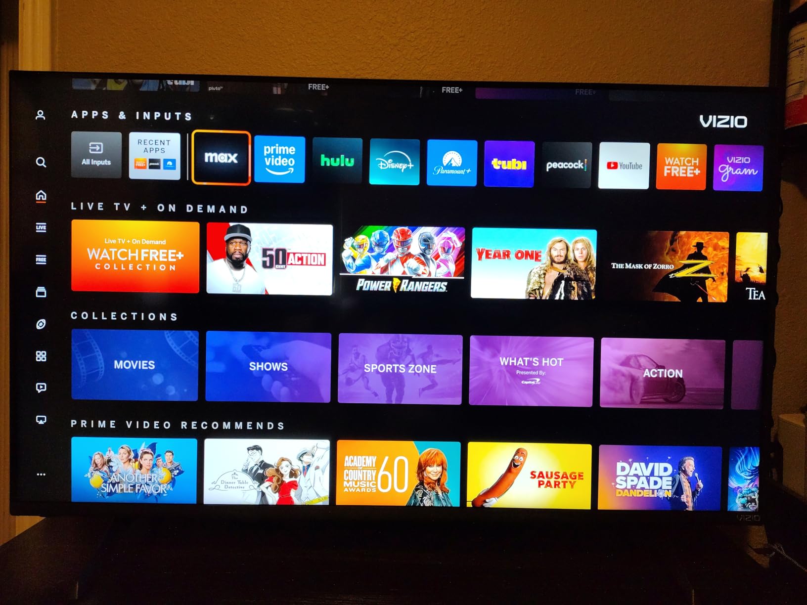 VIZIO 70-Inch V-Series 4K UHD LED Smart TV with Voice Remote, Dolby Vision, HDR10+, Alexa Compatibility, V705-J03, 2022 Model - Customer Photo 2