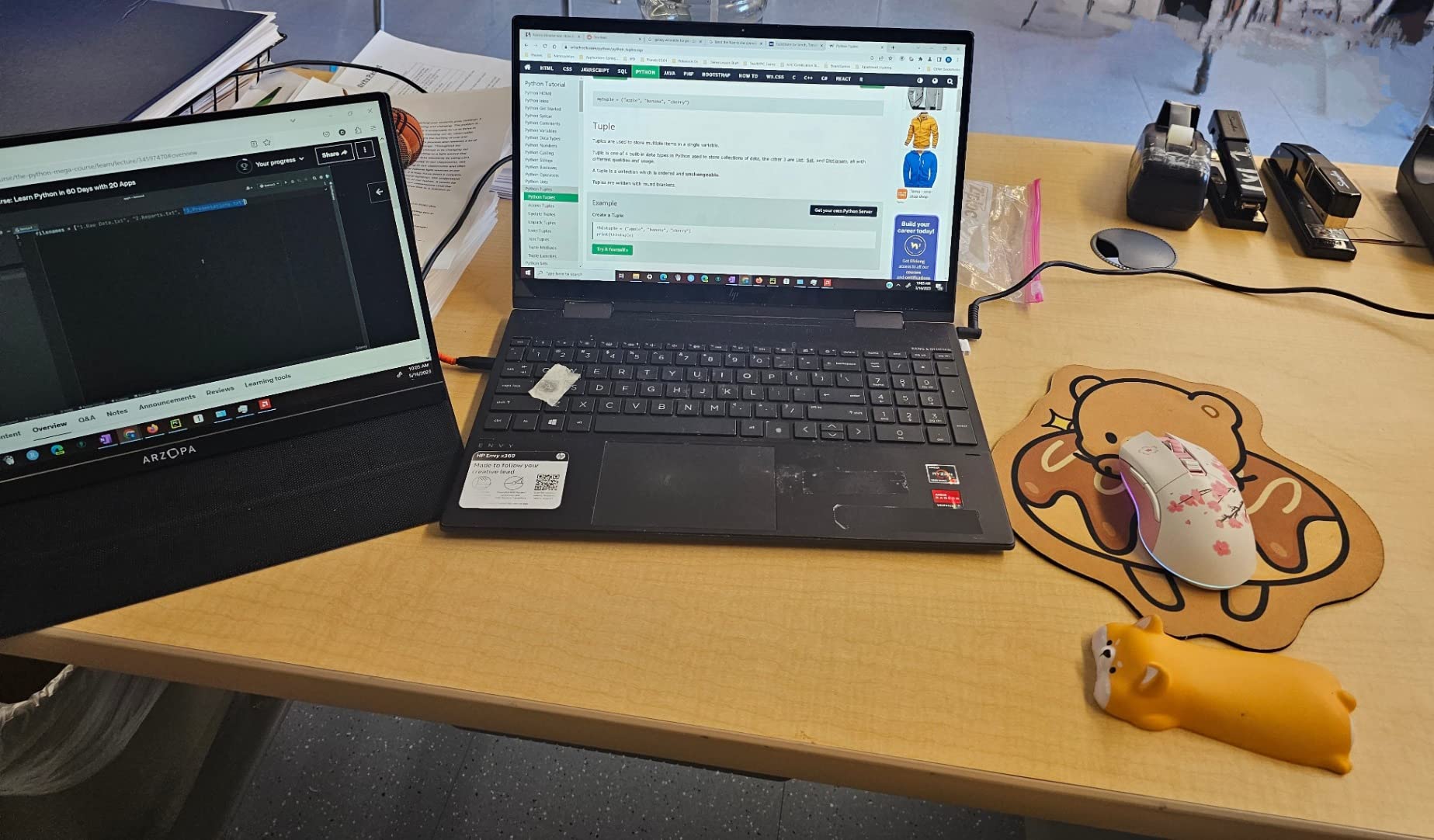 ARZOPA Portable Monitor, 15.6'' 1080P FHD Laptop Monitor USB C HDMI Computer Display HDR Eye Care External Screen w/Smart Cover for Mac Phone Xbox Switch PS5-S1 Table Customer Review ARZOPA Portable Monitor, 15.6'' 1080P FHD Laptop Monitor USB C HDMI Computer Display HDR Eye Care External Screen w/Smart Cover for Mac Phone Xbox Switch PS5-S1 Table - Customer Photo 1