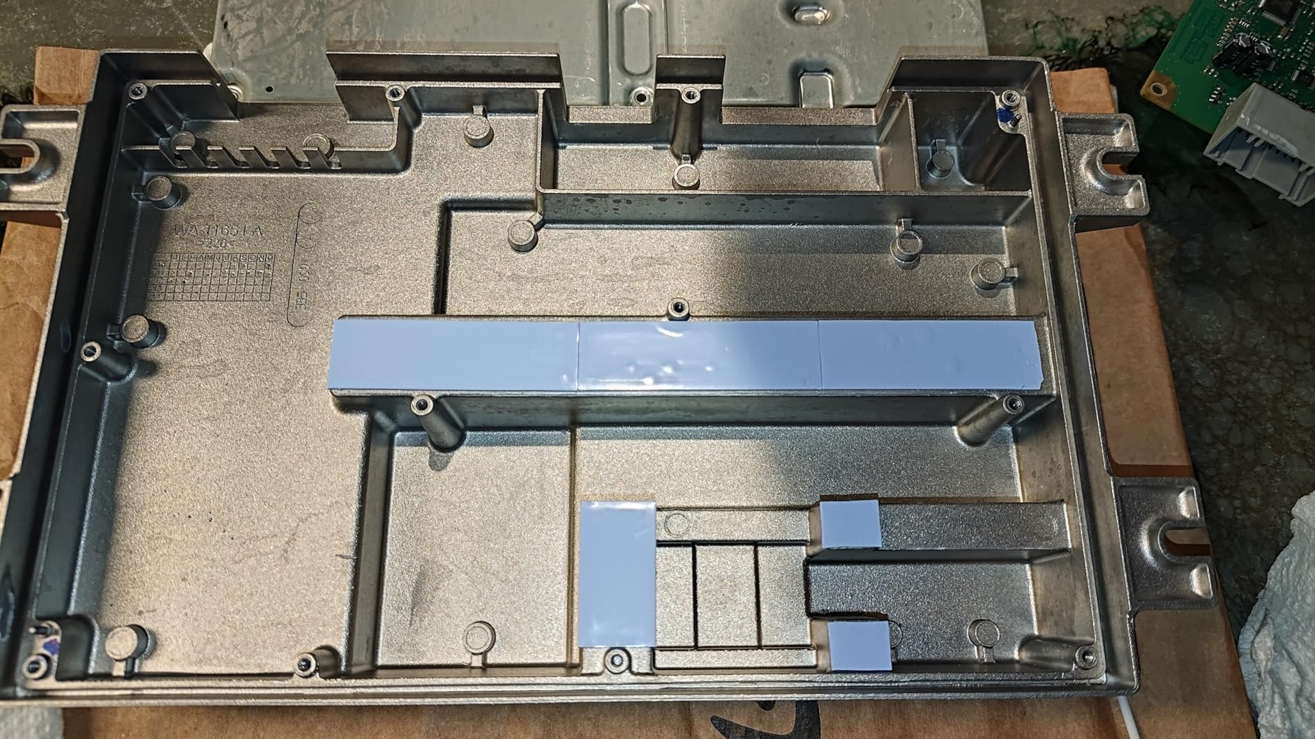 Outus 30 Pieces 2.6 x 0.8 x0.1 Inch Silicone Thermal Pad Reusable CPU SSD Thermal Conductive Silicone Pad Each Thick for Gpu Heatsink CPU Chip Heat Conduction or LED Heat Conduction(Light Blue) - Customer Photo 1