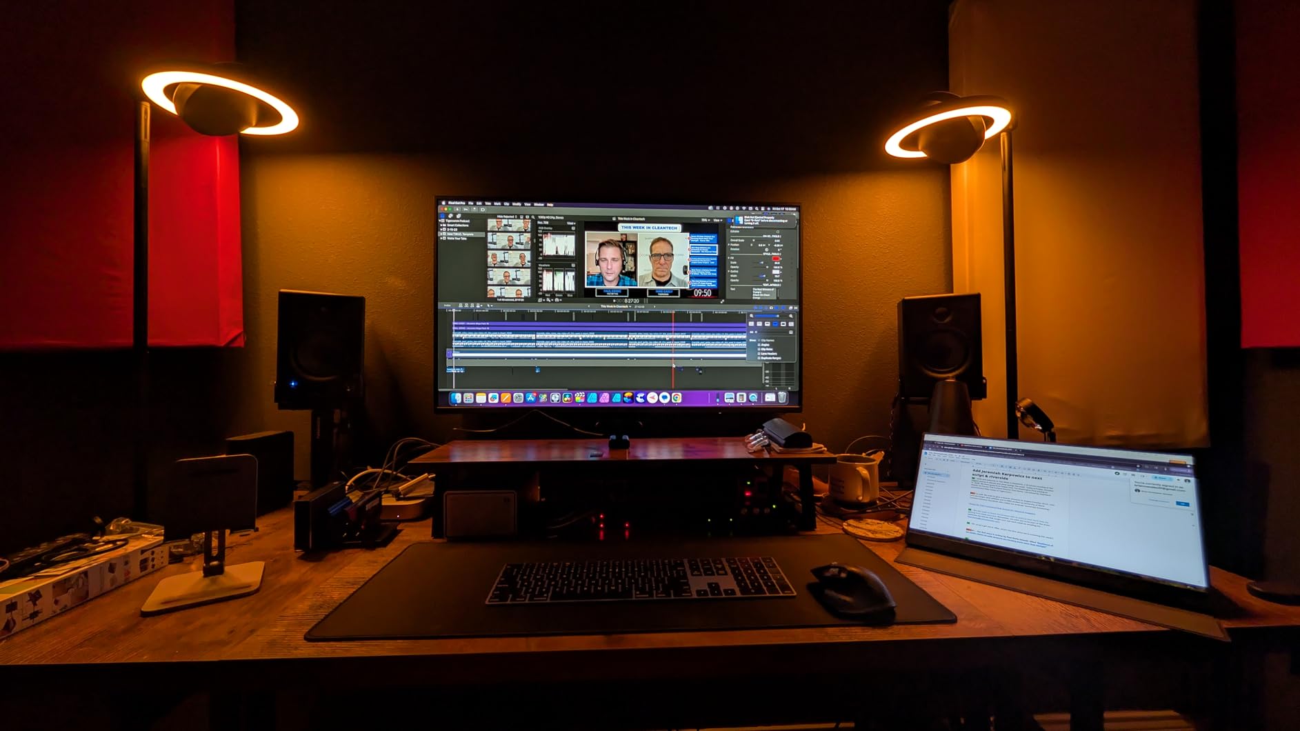 InnoView Portable Monitor, 15.6 Inch FHD 1080P HDMI USB C Second External Monitor for Laptop, Desktop, MacBook, Phones, Tablet, PS5/4, Xbox, Switch, Built-in Speaker with Protective Case - Customer Photo 1