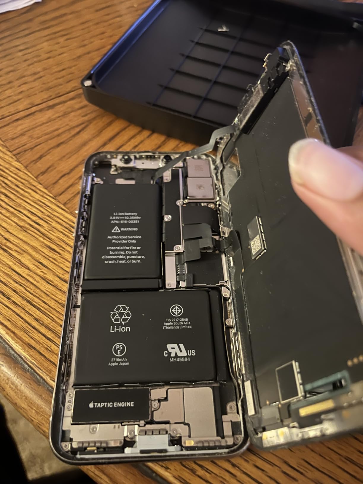 iFixit Essential Electronics Toolkit - PC, Laptop, Phone Repair Kit - Customer Photo 1