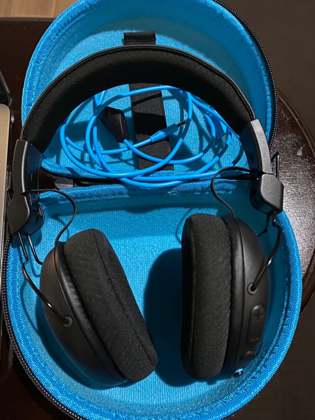 JLab Play Pro Gaming Wireless Headset, 60+ Hour Bluetooth 5 Playtime 60ms Super-Low Latency for Mobile Gameplay, Retractable Boom Mic, AUX Gaming Cord Compatible with Gaming Consoles - Customer Photo 2