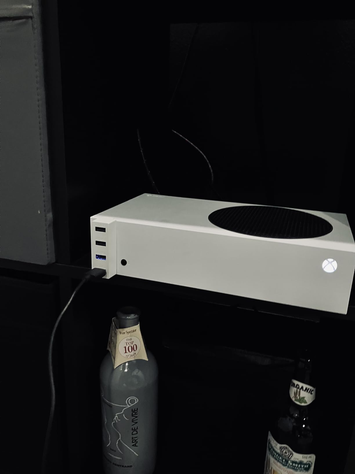 4 Ports USB Hub 2.0 for Xbox Series S, High Speed USB Hub Splitter Expansion Adapter Customer Review 4 Ports USB Hub 2.0 for Xbox Series S, High Speed USB Hub Splitter Expansion Adapter - Customer Photo 3