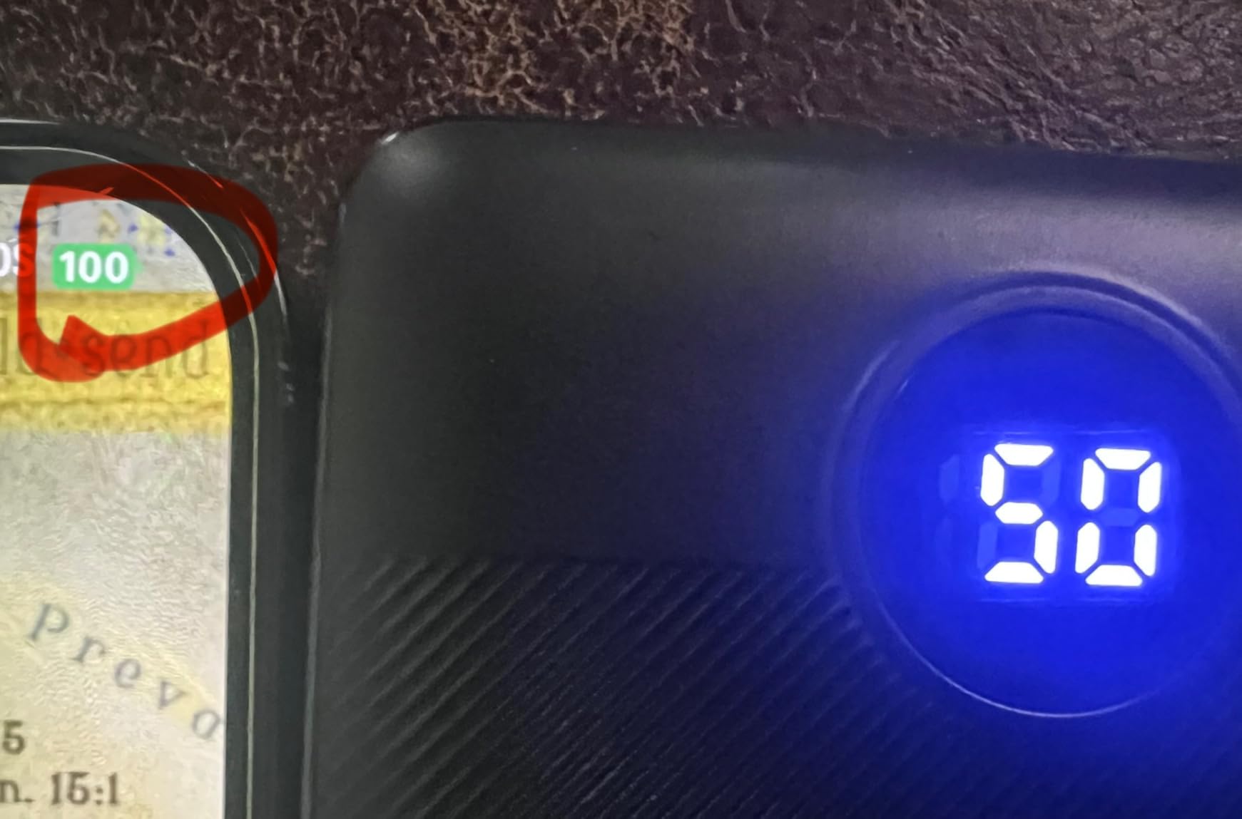 VEEKTOMX Portable Charger Built-in Cables,10000mAh Power Bank for iPhone,Fast Charge USB C Battery Pack Travel Essentials Powerbank Compatible with iPhone 17/16/15/14, Samsung S25/24, Android, etc - Customer Photo 1