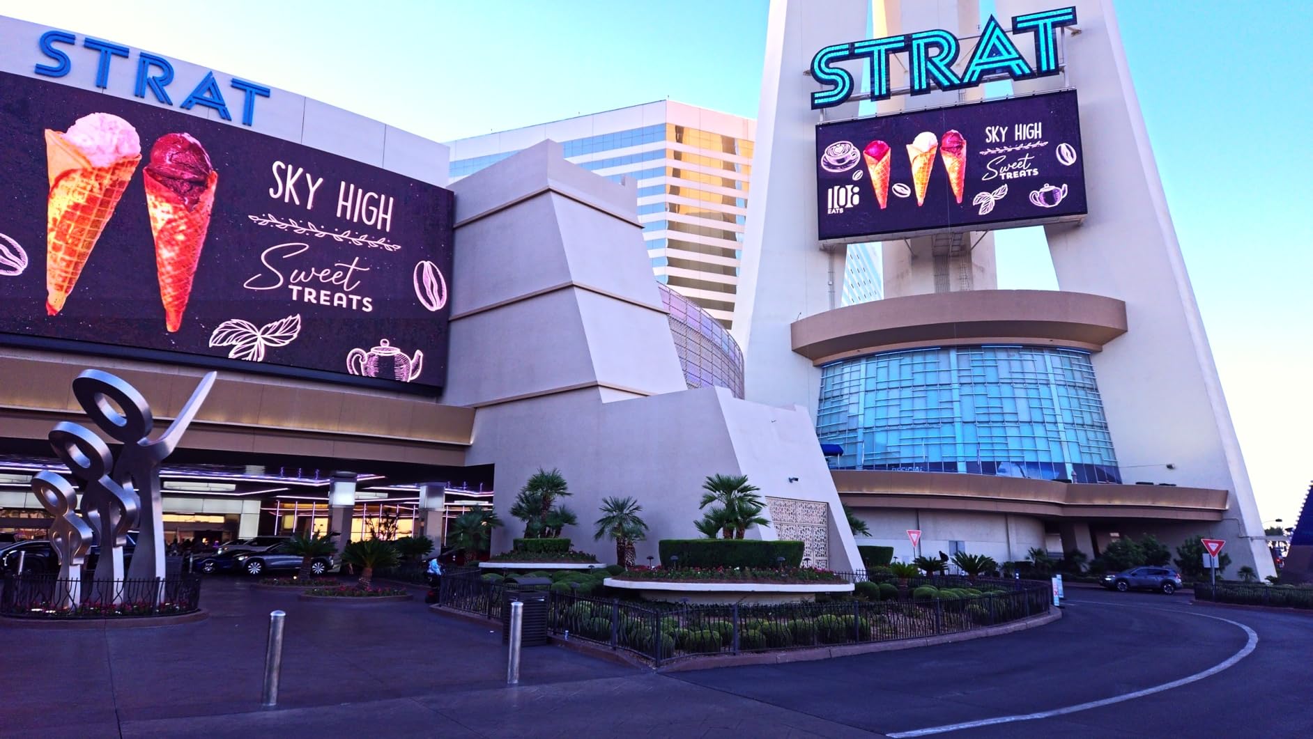 Sony Alpha ZV-E10 - APS-C Interchangeable Lens Mirrorless Vlog Camera Kit - Black Customer Review Sony Alpha ZV-E10 - APS-C Interchangeable Lens Mirrorless Vlog Camera Kit - Black - Customer Photo 2