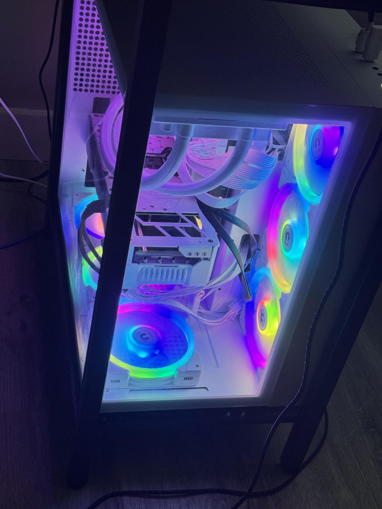 Intel Core i9-12900KF Gaming Desktop Processor 16 (8P+8E) Cores up to 5.2 GHz Unlocked LGA1700 600 Series Chipset 125W Customer Review Intel Core i9-12900KF Gaming Desktop Processor 16 (8P+8E) Cores up to 5.2 GHz Unlocked LGA1700 600 Series Chipset 125W - Customer Photo 1