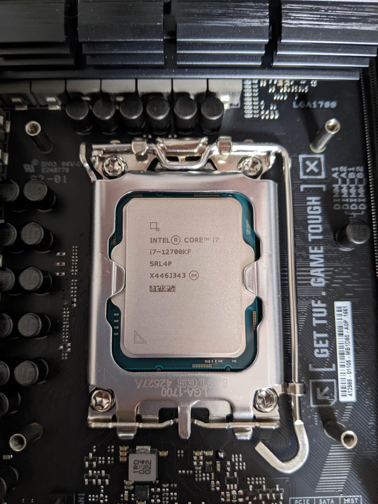 Intel® Core™ i7-12700KF Desktop Processor 12 (8P+4E) Cores up to 5.0 GHz Unlocked LGA1700 600 Series Chipset 125W - Customer Photo 4
