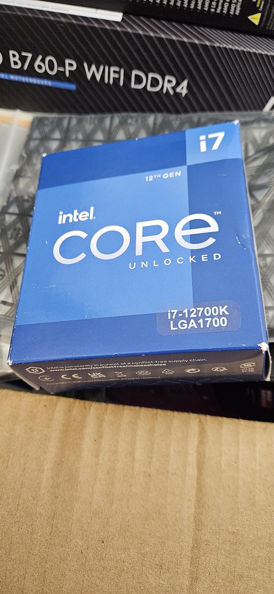 Intel Core i7-12700K Gaming Desktop Processor with Integrated Graphics and 12 (8P+4E) Cores up to 5.0 GHz Unlocked LGA1700 600 Series Chipset 125W Customer Review Intel Core i7-12700K Gaming Desktop Processor with Integrated Graphics and 12 (8P+4E) Cores up to 5.0 GHz Unlocked LGA1700 600 Series Chipset 125W - Customer Photo 2