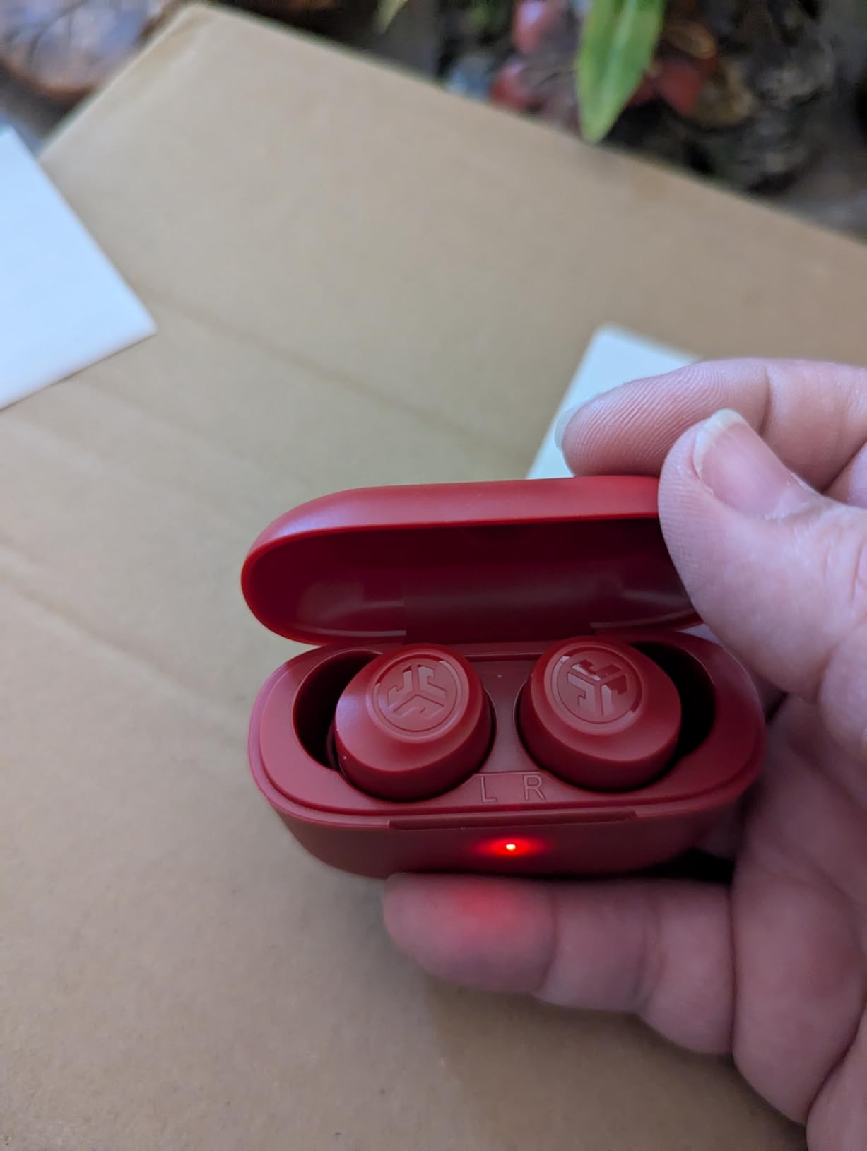 JLab Go Air Pop True Wireless Bluetooth Earbuds + Charging Case, Slate, Dual Connect, IPX4 Sweat Resistance, Bluetooth 5.1 Connection, 3 EQ Sound Settings Signature, Balanced, Bass Boost Customer Review JLab Go Air Pop True Wireless Bluetooth Earbuds + Charging Case, Slate, Dual Connect, IPX4 Sweat Resistance, Bluetooth 5.1 Connection, 3 EQ Sound Settings Signature, Balanced, Bass Boost - Customer Photo 3