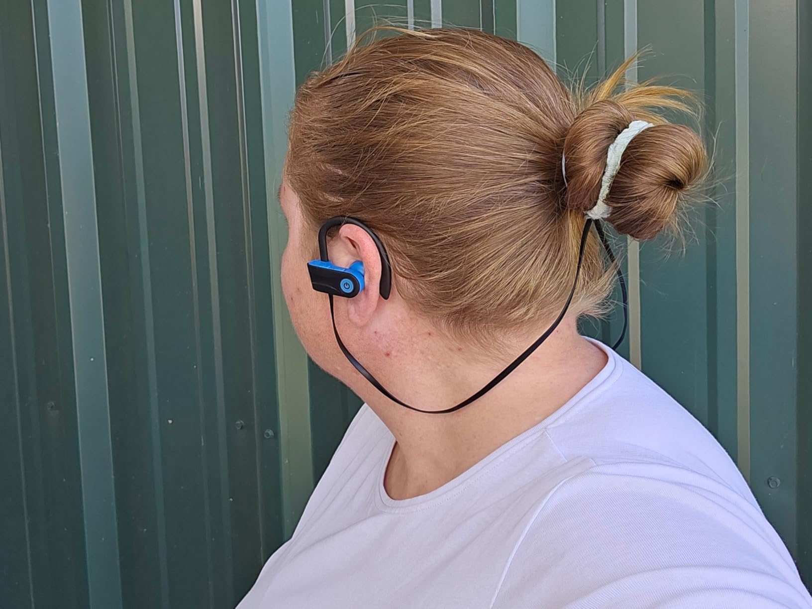 Boean Bluetooth Headphones, Wireless Headphones with 16 Hours Playtime Bluetooth 5.3 Wireless Earbuds HD Deep Bass Stereo Sound Isolation IPX7 Waterproof Earphones for Workout Running Sports - Customer Photo 5