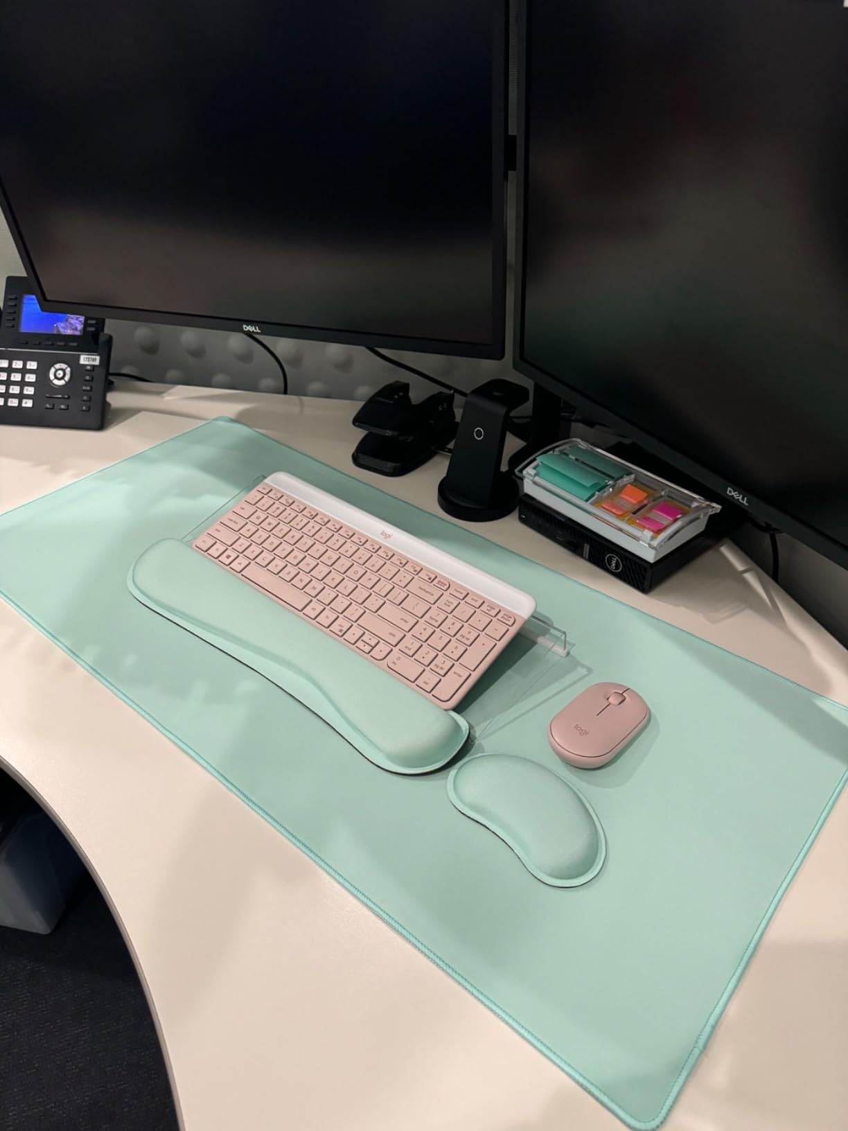 iCasso Keyboard Mouse Pad Set,Extended Gaming Mouse Pad + Keyboard Wrist Rest Support, Memory Foam, Easy Typing Pain Relief, 3Pcs (35.4×15.7 in) Large Ultra Thick Mousepad Desk Mat (Beach) Customer Review iCasso Keyboard Mouse Pad Set,Extended Gaming Mouse Pad + Keyboard Wrist Rest Support, Memory Foam, Easy Typing Pain Relief, 3Pcs (35.4×15.7 in) Large Ultra Thick Mousepad Desk Mat (Beach) - Customer Photo 4