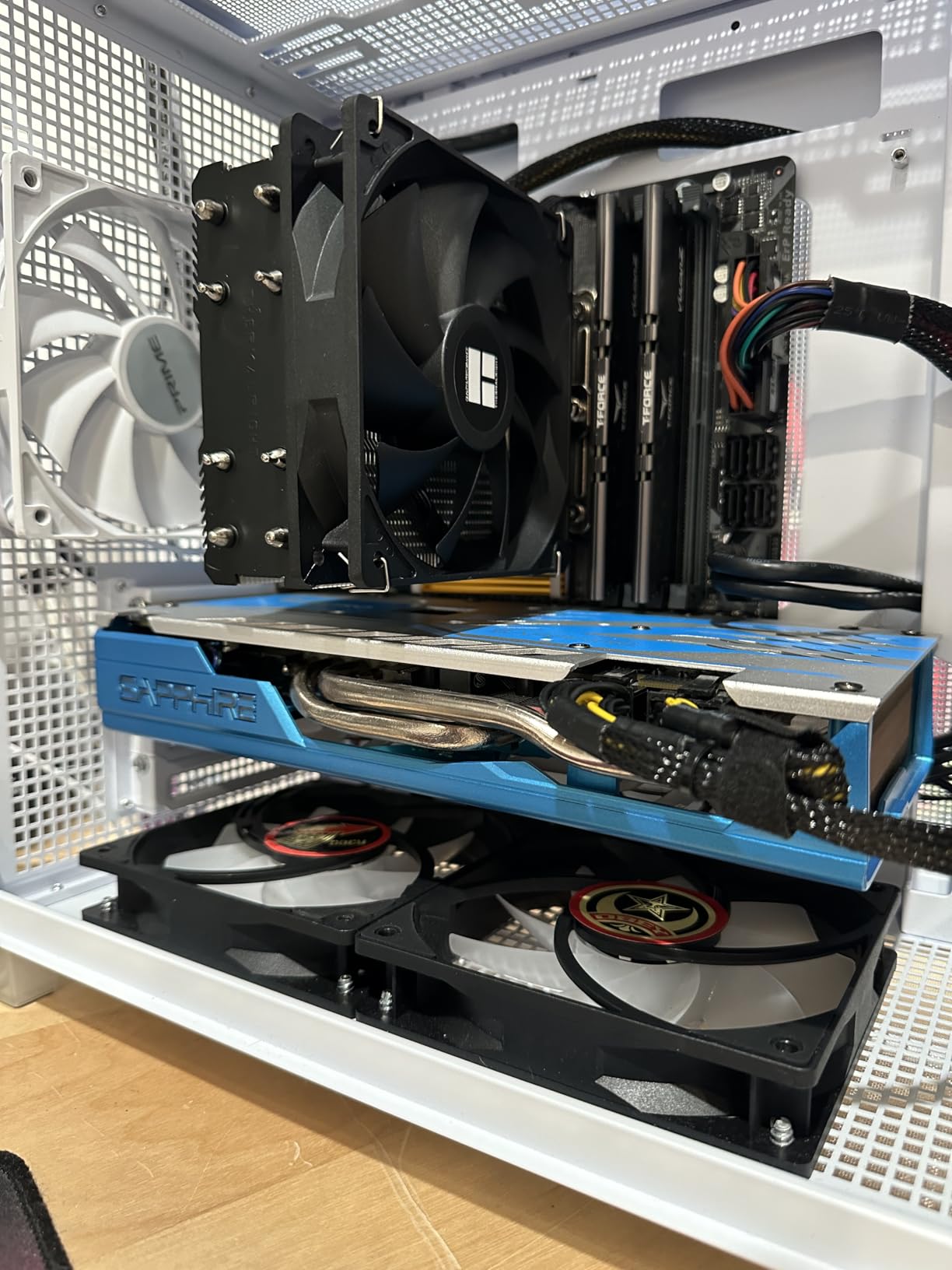 Thermalright Assassin X120 Refined SE CPU Air Cooler, 4 Heat Pipes, TL-C12C PWM Fan, Aluminium Heatsink Cover, AGHP Technology, for AMD AM4/AM5/Intel LGA 1150/1151/1155/1200/1700/1851(AX120 R SE) Customer Review Thermalright Assassin X120 Refined SE CPU Air Cooler, 4 Heat Pipes, TL-C12C PWM Fan, Aluminium Heatsink Cover, AGHP Technology, for AMD AM4/AM5/Intel LGA 1150/1151/1155/1200/1700/1851(AX120 R SE) - Customer Photo 3