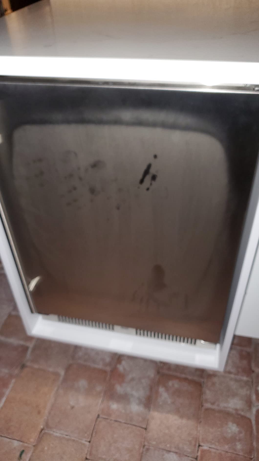 Blaze 24‑Inch Outdoor Rated Compact Refrigerator | 5.5 Cu Ft Stainless Steel Fridge with LED Lighting, Digital Thermostat & Reversible Door | Front Venting | BLZ‑SSRF‑5.5 - Customer Photo 1