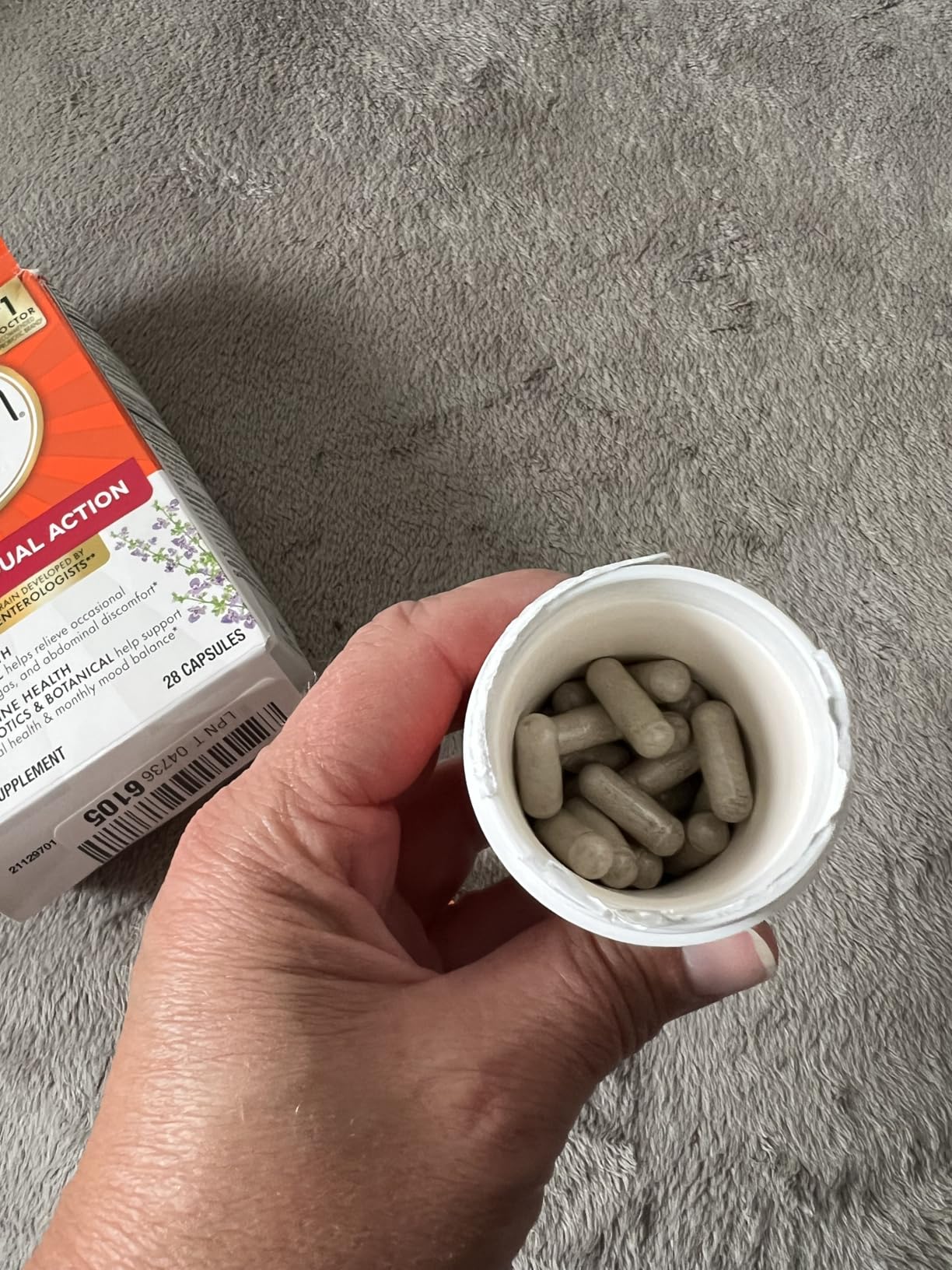 Align Probiotic, Womens Dual Action, Vaginal Probiotics for Women, Womens Probiotic for Vaginal Health Support, with Probiotics for Digestive Health, 28 Probiotic Capsules - Customer Photo 1