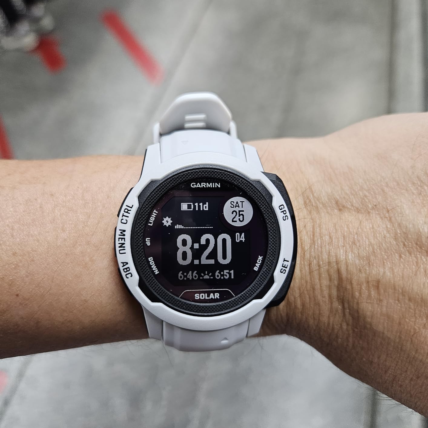 Garmin Instinct 2, Rugged Outdoor Watch with GPS, Built for All Elements, Multi-GNSS Support, Tracback Routing and More, Graphite - 010-02626-10 - Customer Photo 2
