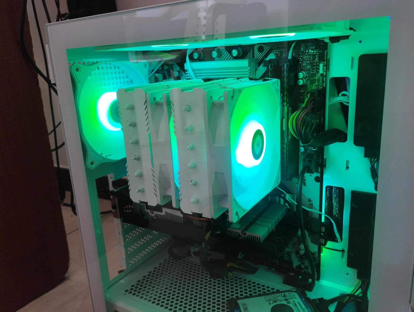 Thermalright Peerless Assassin 120 SE ARGB White CPU Air Cooler, 6 Heat Pipes CPU Cooler, Dual 120mm TL-C12CW-S PWM Fan, AGHP Technology, for AMD AM4/AM5/Intel LGA1700/115X/1851/1155/1200 Customer Review Thermalright Peerless Assassin 120 SE ARGB White CPU Air Cooler, 6 Heat Pipes CPU Cooler, Dual 120mm TL-C12CW-S PWM Fan, AGHP Technology, for AMD AM4/AM5/Intel LGA1700/115X/1851/1155/1200 - Customer Photo 2