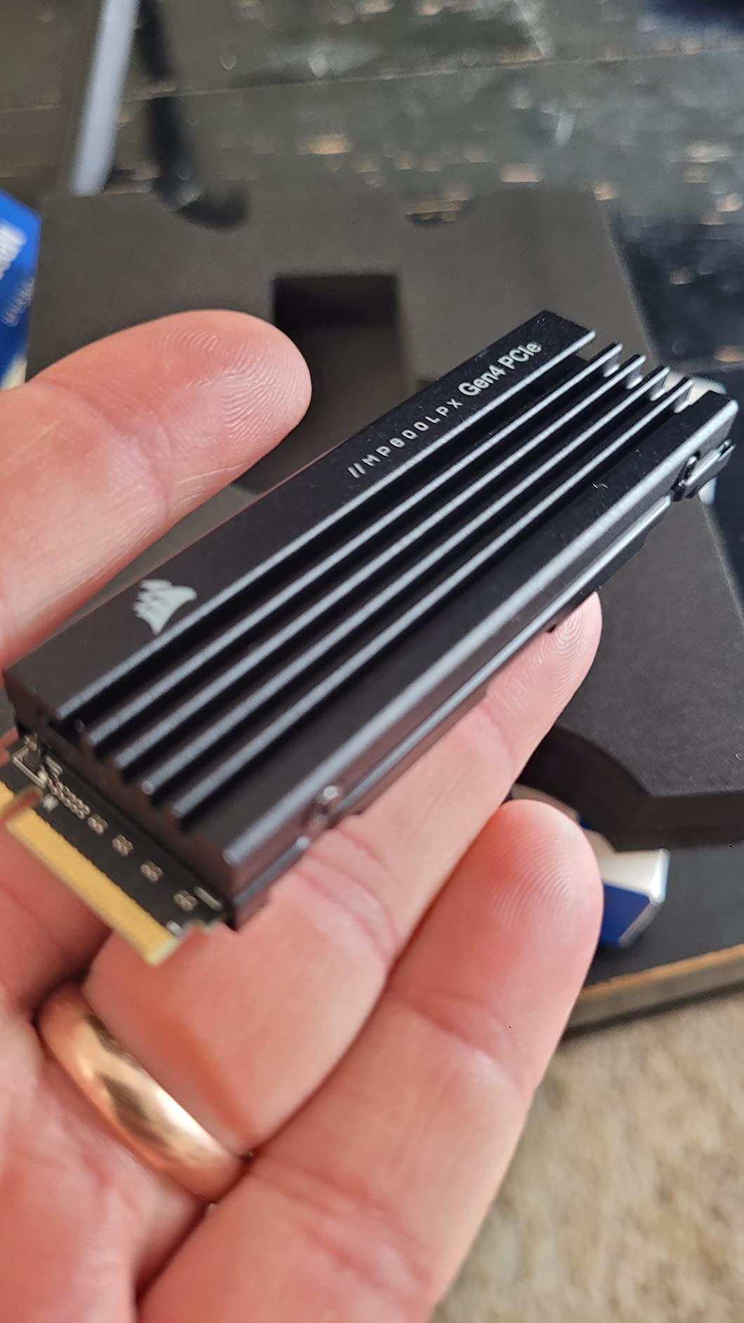 Corsair MP600 PRO LPX 2TB M.2 NVMe PCIe x4 Gen4 SSD - Optimized for PS5 (Up to 7,100MB/sec Sequential Read & 5,800MB/sec Sequential Write Speeds, High-Speed Interface, Compact Form Factor) Black - Customer Photo 3