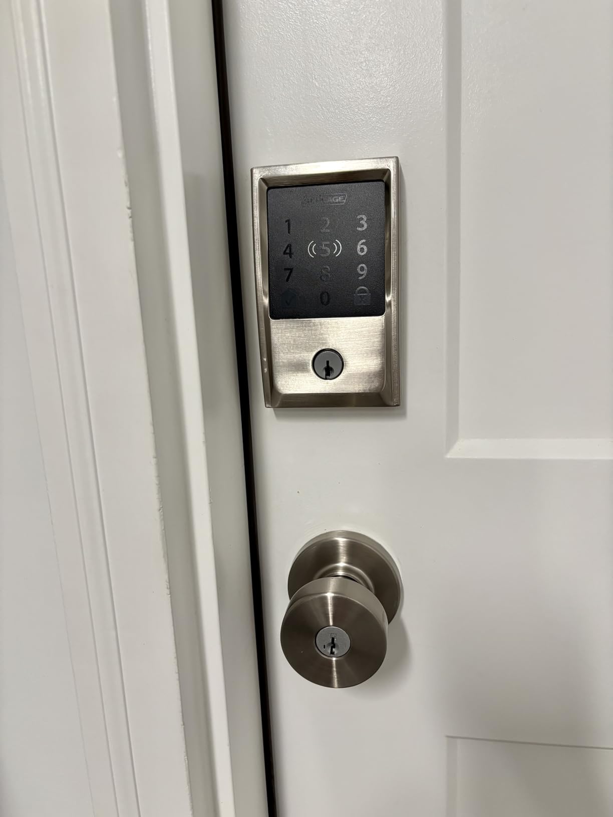 Schlage Encode Plus Smart Wi-Fi Lock for Front Door, Keyless Entry Deadbolt, Unlock with Apple Watch, Built-in WiFi and App Control, Easy Install, Alexa & Apple HomeKit Compatible, Matte Black Customer Review Schlage Encode Plus Smart Wi-Fi Lock for Front Door, Keyless Entry Deadbolt, Unlock with Apple Watch, Built-in WiFi and App Control, Easy Install, Alexa & Apple HomeKit Compatible, Matte Black - Customer Photo 1