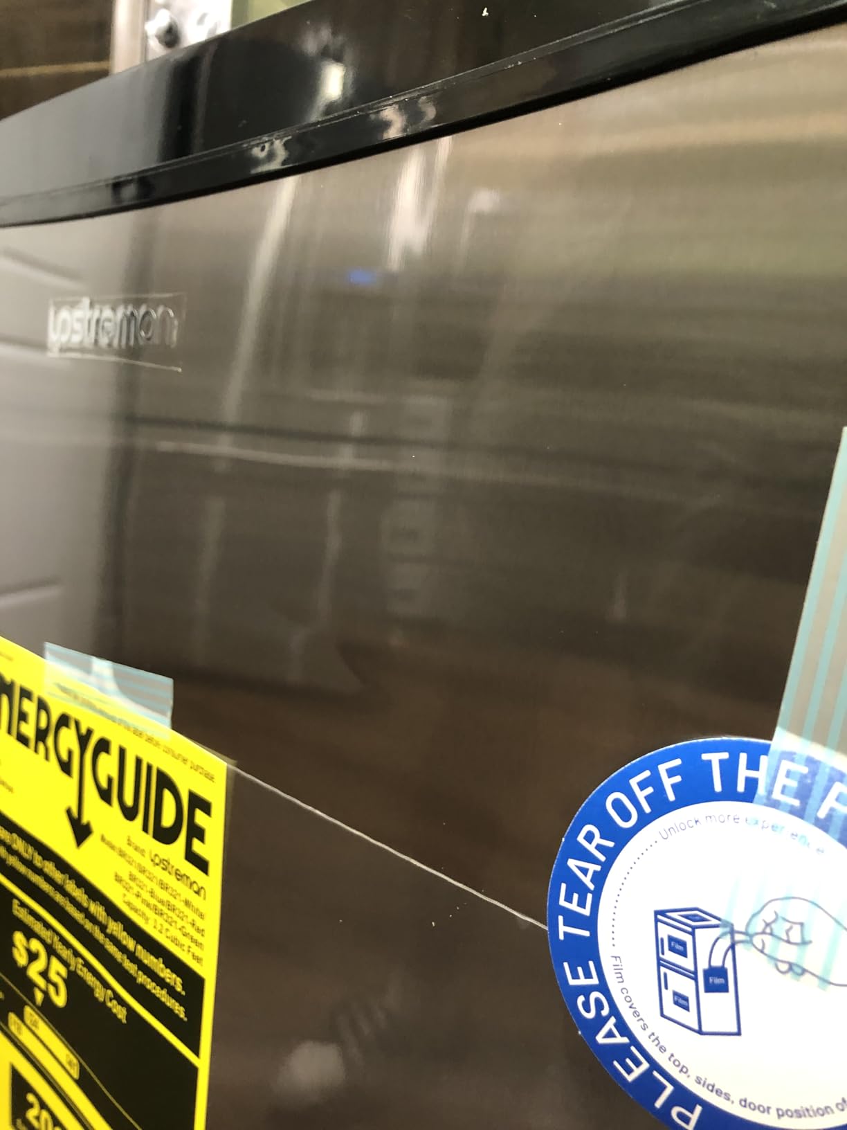 Upstreman 3.2 Cu.Ft Mini Fridge with Freezer, Single Door Mini Fridge, Dorm Fridge, Adjustable Thermostat, Mini Refrigerator for Bedroom, Office, Dorm, Black-BR321 - Customer Photo 3