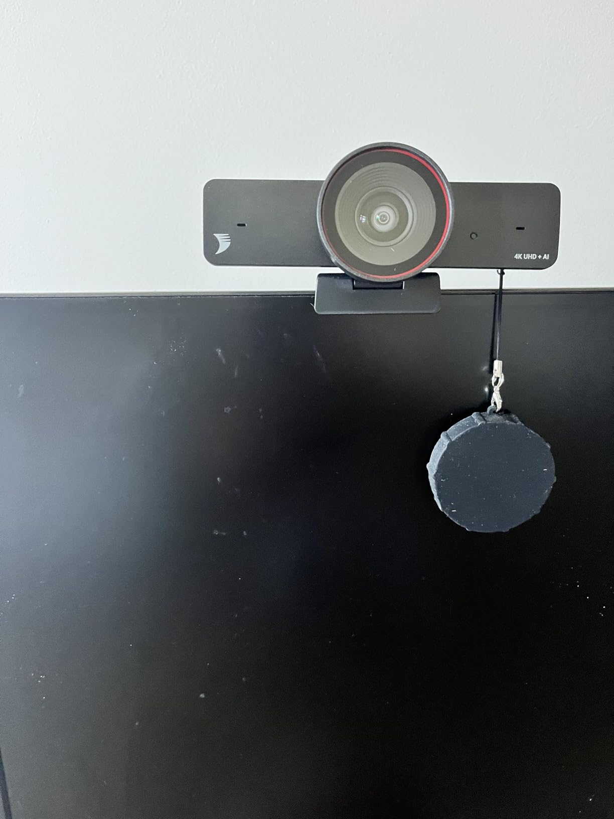 WYRESTORM 4K Webcam with AI Tracking, 120° FOV Wide Angle, Auto Framing, 90fps, 8X Digital Zoom, Dual AI Noise-canceling Mics, Video Conference Room Camera, Zoom Certified, Works for Microsoft Teams - Customer Photo 3