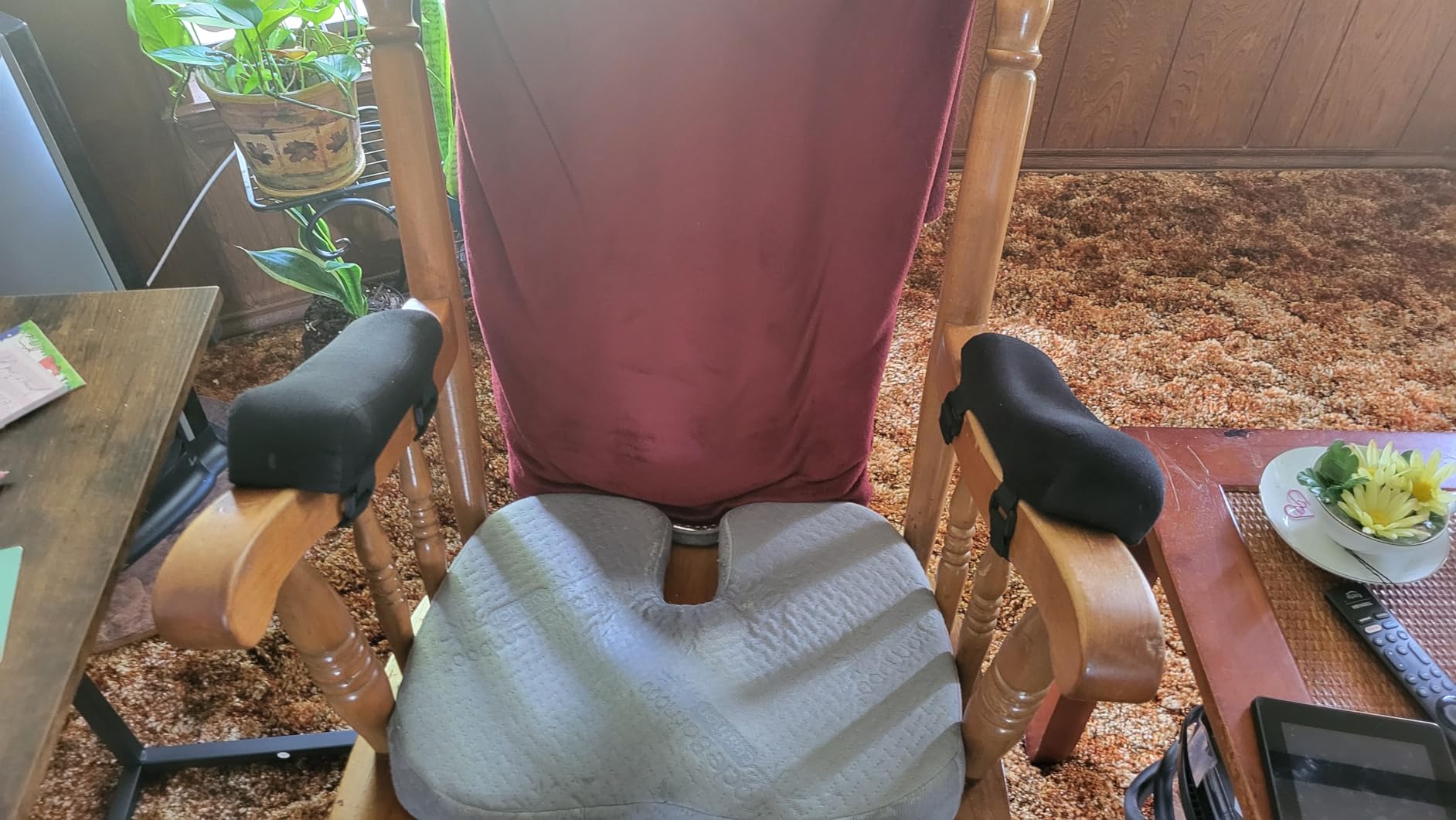 Office Chair Armrest Covers, Set of 2 Comfortable Armrest Elbow Pillow (2 Black Armrest Pillow) Customer Review Office Chair Armrest Covers, Set of 2 Comfortable Armrest Elbow Pillow (2 Black Armrest Pillow) - Customer Photo 2