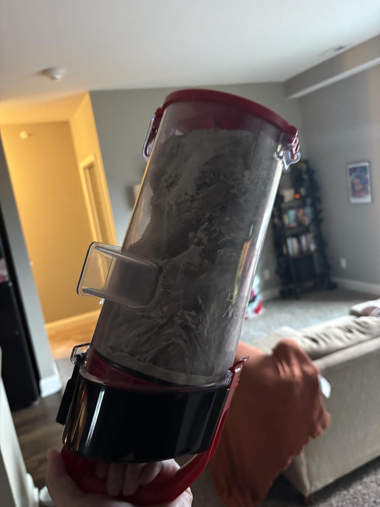 BISSELL CleanView Compact Upright Vacuum, Fits in Dorm Rooms & Apartments, Lightweight with Powerful Suction and Removable Extension Wand, 3508 Customer Review BISSELL CleanView Compact Upright Vacuum, Fits in Dorm Rooms & Apartments, Lightweight with Powerful Suction and Removable Extension Wand, 3508 - Customer Photo 5