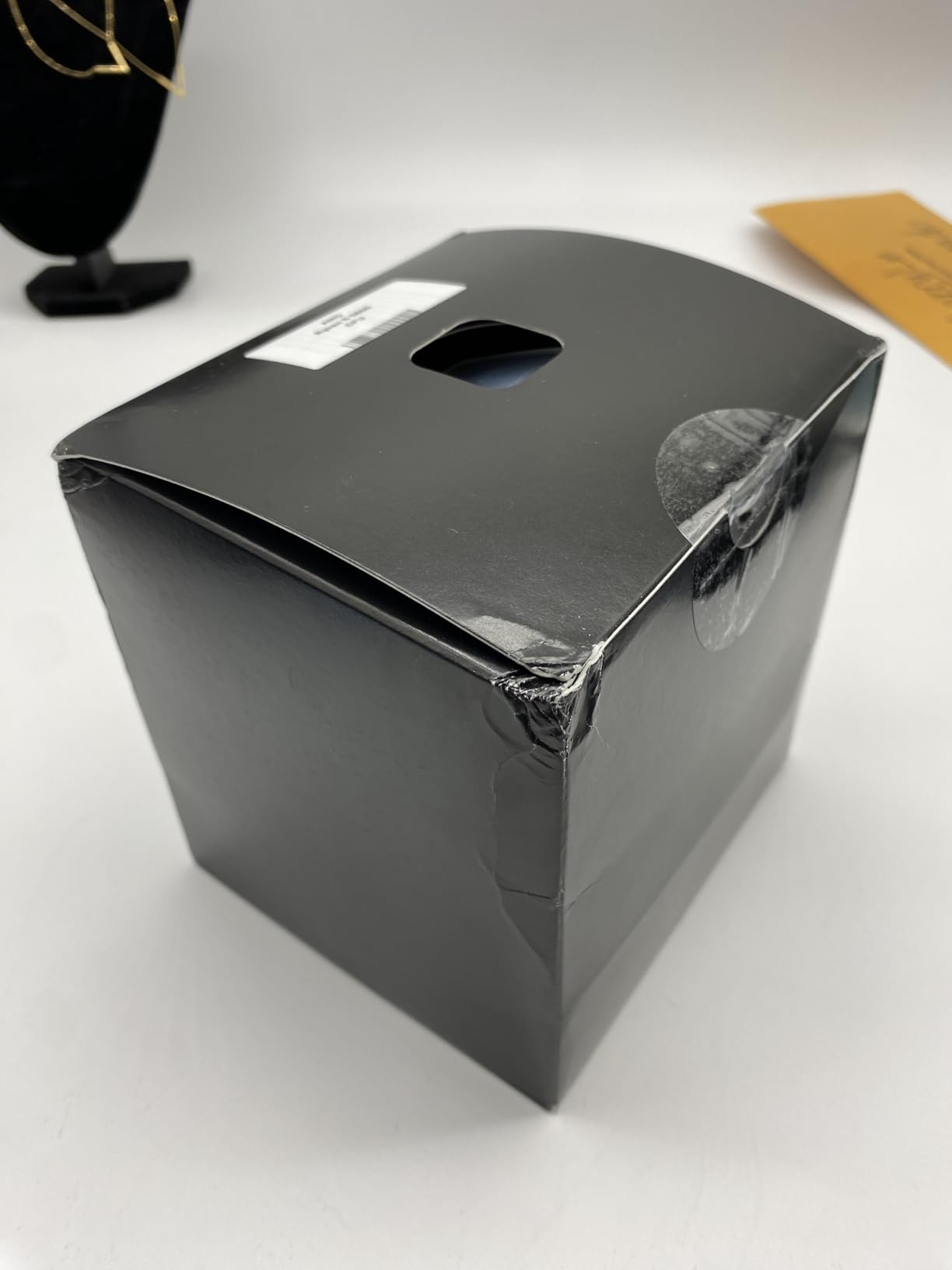 AMD Ryzen 5 5600 6-Core, 12-Thread Unlocked Desktop Processor with Wraith Stealth Cooler - Customer Photo 3