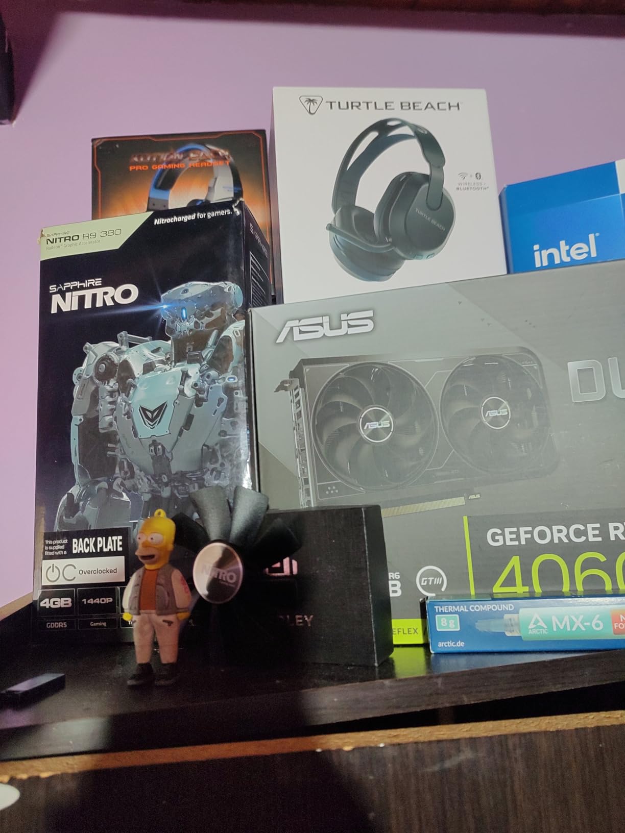 ARCTIC MX-6 (8 g) - Ultimate Performance Thermal Paste for CPU, Consoles, Graphics Cards, laptops, Very high Thermal Conductivity, Long Durability, Non-Conductive - Customer Photo 2