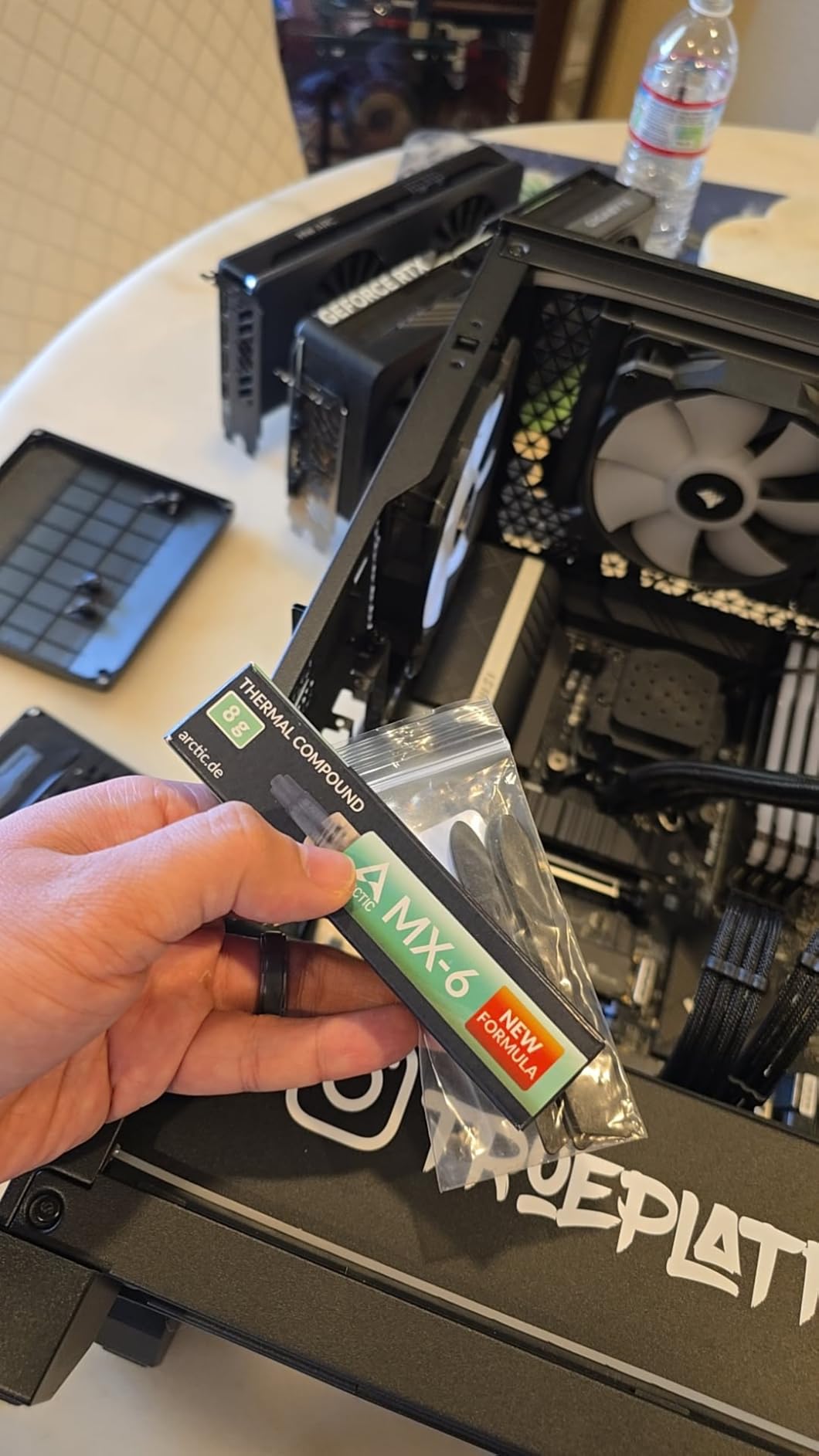 ARCTIC MX-6 (8 g) - Ultimate Performance Thermal Paste for CPU, Consoles, Graphics Cards, laptops, Very high Thermal Conductivity, Long Durability, Non-Conductive Customer Review ARCTIC MX-6 (8 g) - Ultimate Performance Thermal Paste for CPU, Consoles, Graphics Cards, laptops, Very high Thermal Conductivity, Long Durability, Non-Conductive - Customer Photo 4