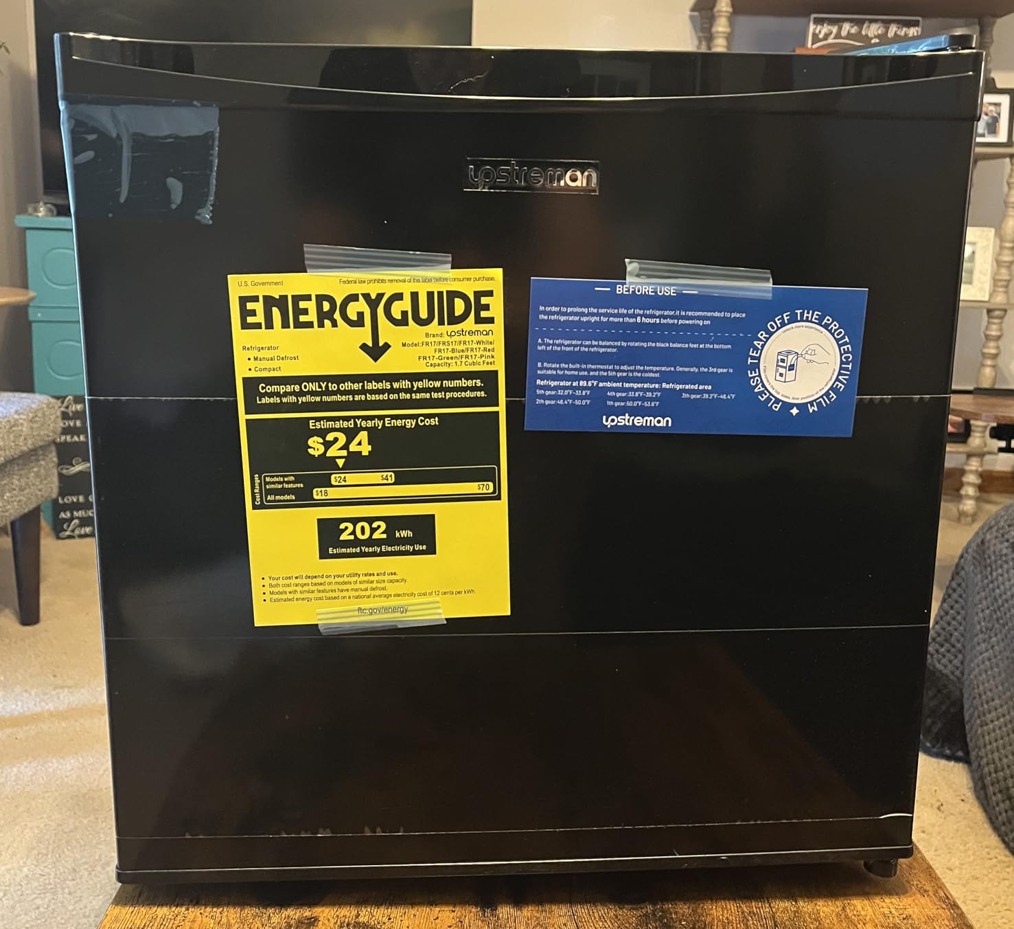 Upstreman 1.7 Cu.ft Mini Fridge with Freezer, Dorm Essentials, Adjustable Thermostat, Energy Saving, Low Noise, Single Door Compact Refrigerator for Dorm, Office, Bedroom, Black-FR17 - Customer Photo 2