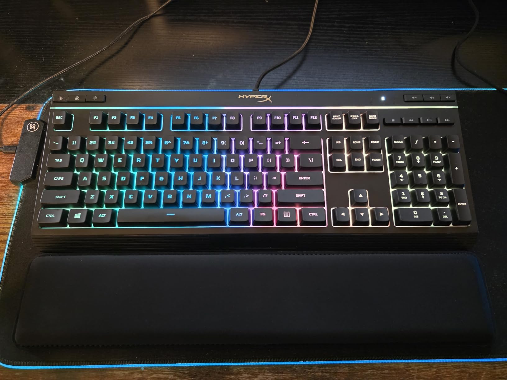 Yolanda Keyboard Wrist Rest Memory Foam, Easy Typing Pain Relief, Keyboard Mouse Pad Set for Computer, Laptop, Home & Office Customer Review Yolanda Keyboard Wrist Rest Memory Foam, Easy Typing Pain Relief, Keyboard Mouse Pad Set for Computer, Laptop, Home & Office - Customer Photo 4