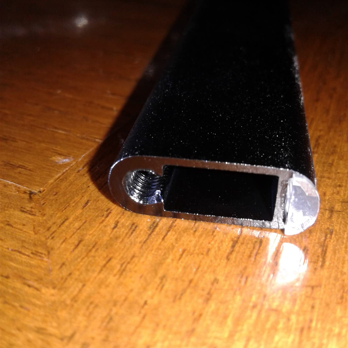 New bee RGB Headphone Stand with 1 USB-C Charging Port and 1 USB Charging Port, Desk Gaming Headset Stand with 7 Light Modes for All Earphone Accessories (Black) Customer Review New bee RGB Headphone Stand with 1 USB-C Charging Port and 1 USB Charging Port, Desk Gaming Headset Stand with 7 Light Modes for All Earphone Accessories (Black) - Customer Photo 2