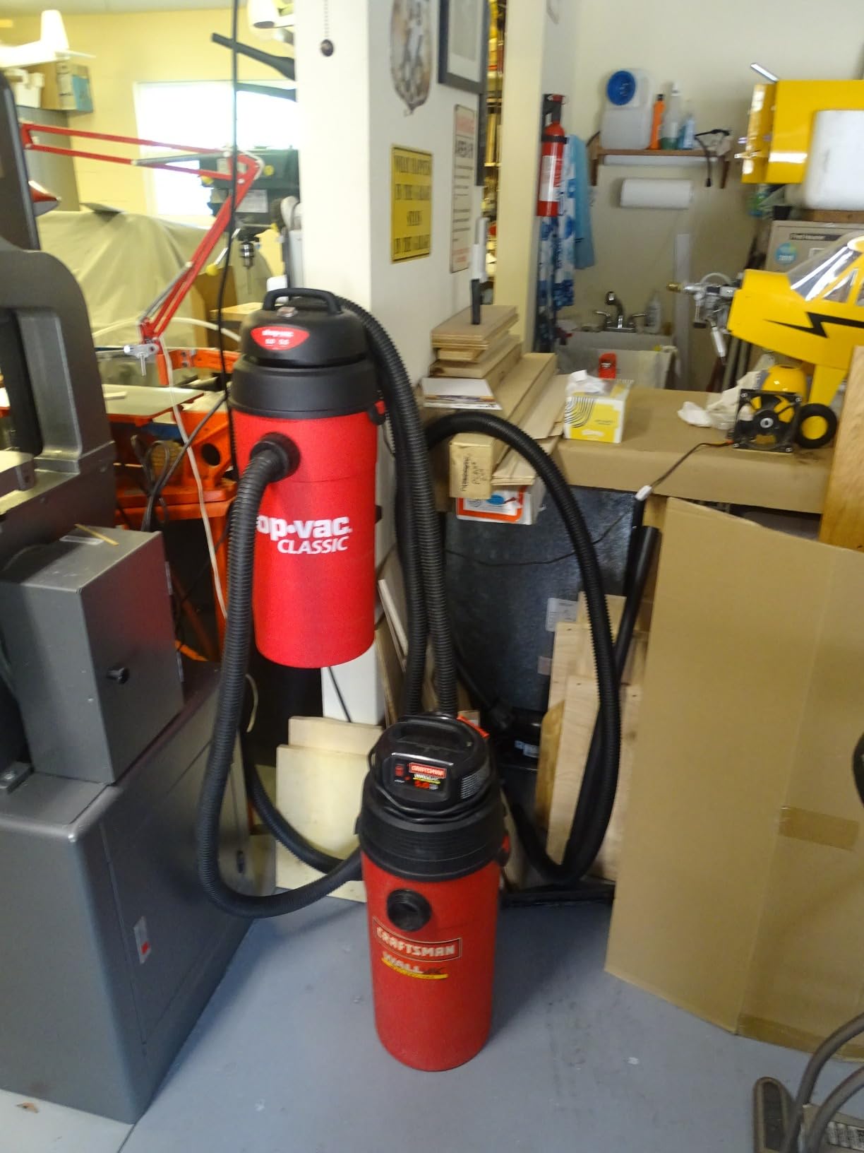 Shop-Vac 5 Gallon 5.5 Peak HP Wet/Dry Vacuum, Wall Mountable Compact Shop Vacuum with 6-23' Extra Long Hose & Attachments, Ideal for Jobsite, Garage, Car & Workshop. 9522236 - Customer Photo 1