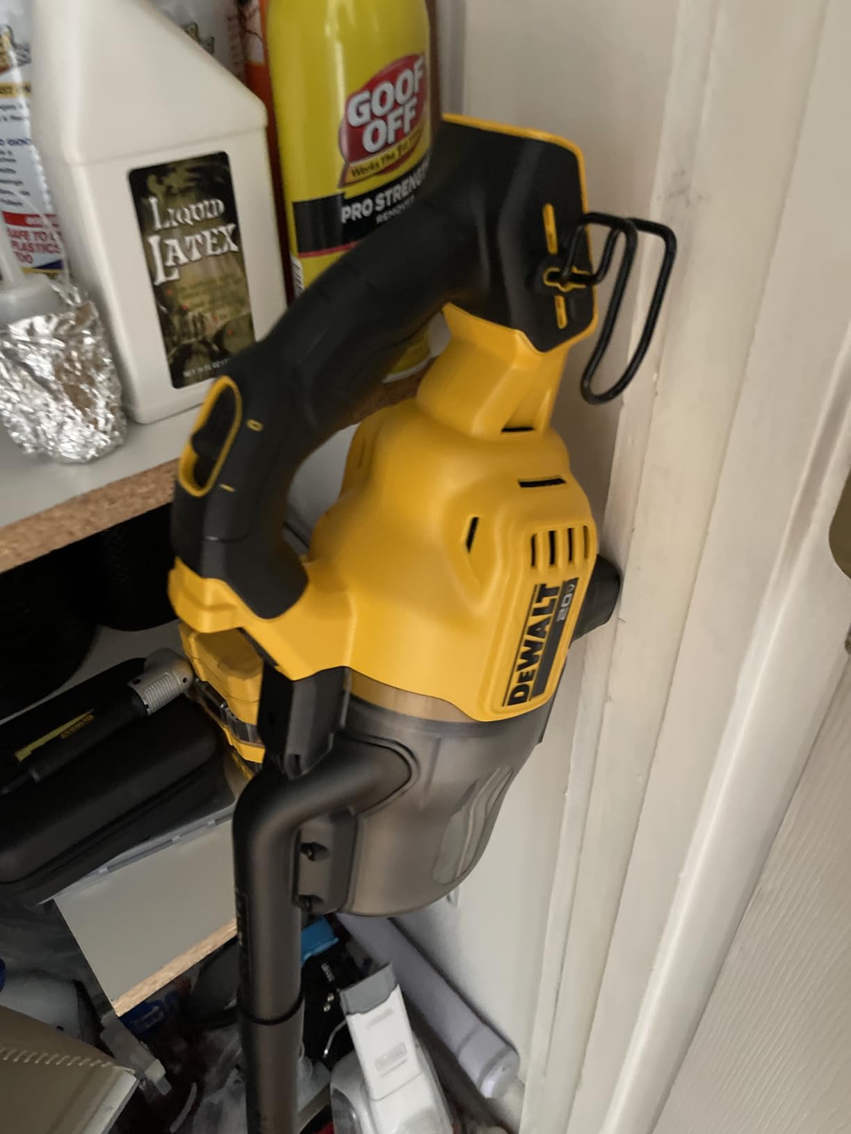 DEWALT 20V Vacuum, Cordless Handheld Vacuum, HEPA, Battery Not Included (DCV501HB) - Customer Photo 4