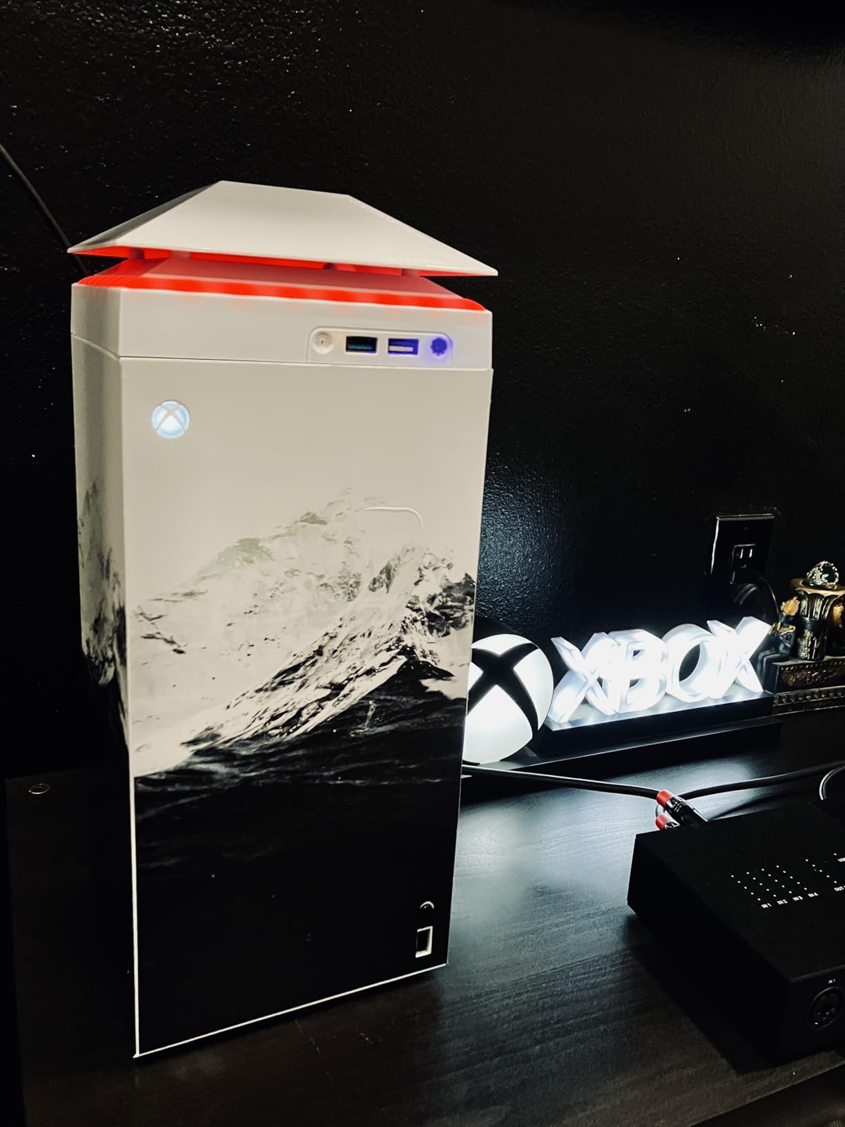 MENEEA Cooling Fan Dust Proof for Xbox Series X Console with Colorful Light Strip,Dust Cover Filter,Rubber Dust Plugs,Low Noise Top Fan with 3 Gears,Cooler&Light Independent Touch Switch, 2 USB Port - Customer Photo 4