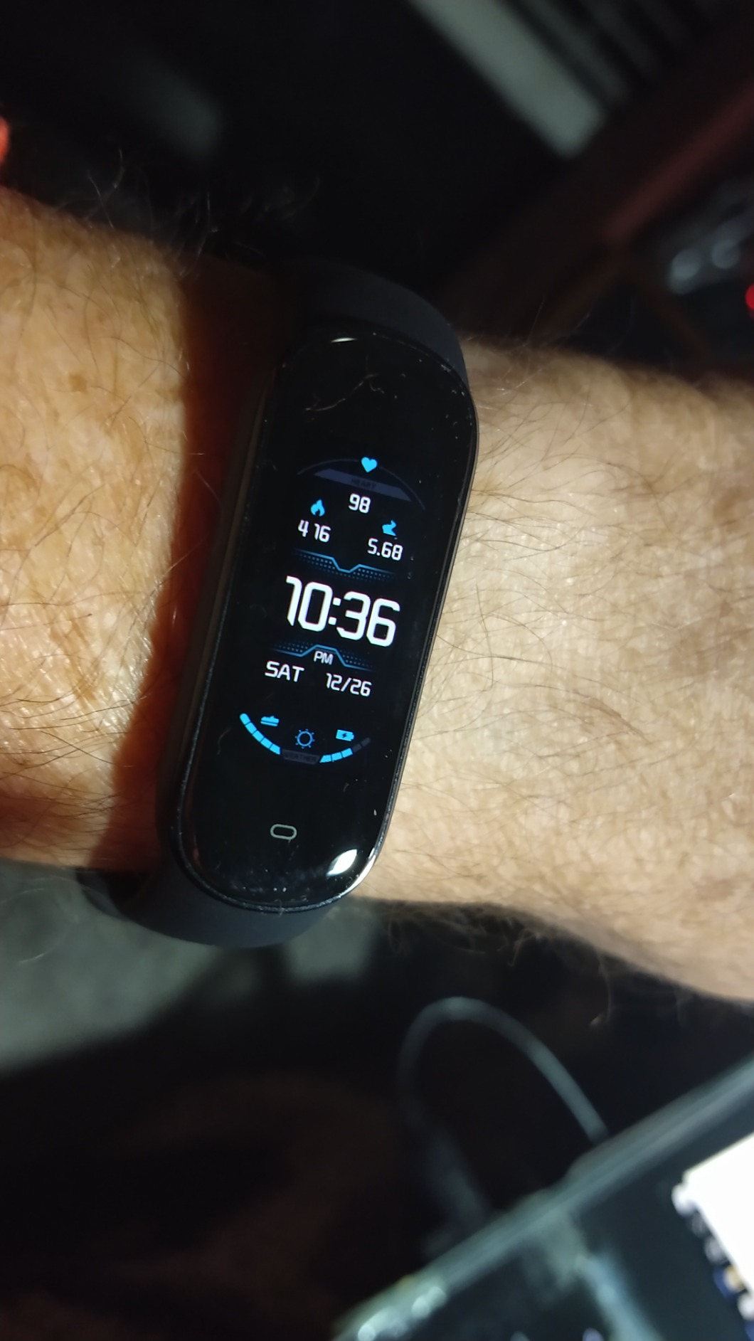 Amazfit Band 7 Fitness and Activity Trackers and Smartwatches, Heart Rate, SpO2, Sleep Analysis, Amazon Alexa Built-In, 18-Day Battery, Black Customer Review Amazfit Band 7 Fitness and Activity Trackers and Smartwatches, Heart Rate, SpO2, Sleep Analysis, Amazon Alexa Built-In, 18-Day Battery, Black - Customer Photo 1