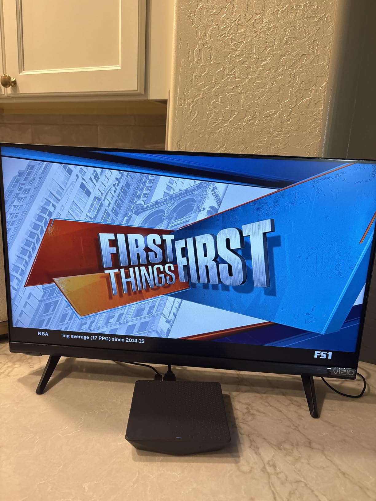 VIZIO 24-inch D-Series FHD LED Smart TV w/Bluetooth Headphone Capable, AMD FreeSync & Alexa Compatibility, D24fM-K01, 2023 Model Customer Review VIZIO 24-inch D-Series FHD LED Smart TV w/Bluetooth Headphone Capable, AMD FreeSync & Alexa Compatibility, D24fM-K01, 2023 Model - Customer Photo 2