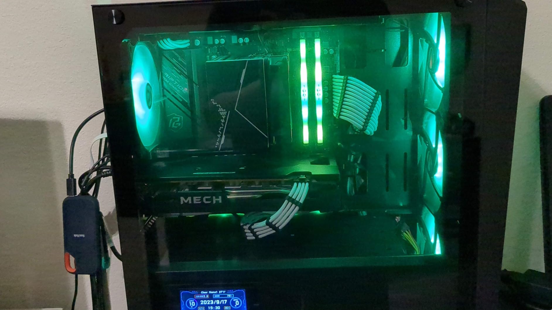 3.5in pc case screen, USB Mini Screen, PC Temperature Display PC CPU Data Monitor Sensor Panel Monitor, PC Computer Temp customer photo 1