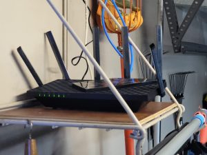 10 Best Routers For Gaming June 2026 Tested B0B3SQK74L Customer 1 3 300x225 