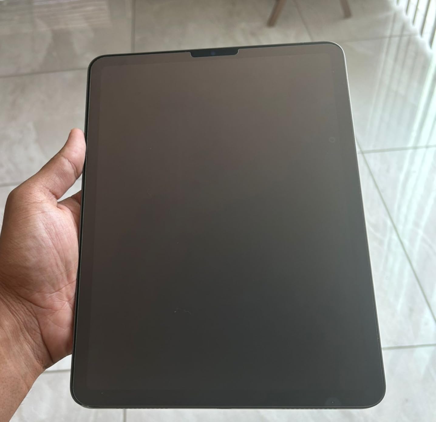 Apple Early 2022 iPad Air 5th Gen, 10.9-inch, Wi-Fi, 64GB, Space Gray (Renewed) Customer Review Apple Early 2022 iPad Air 5th Gen, 10.9-inch, Wi-Fi, 64GB, Space Gray (Renewed) - Customer Photo 1