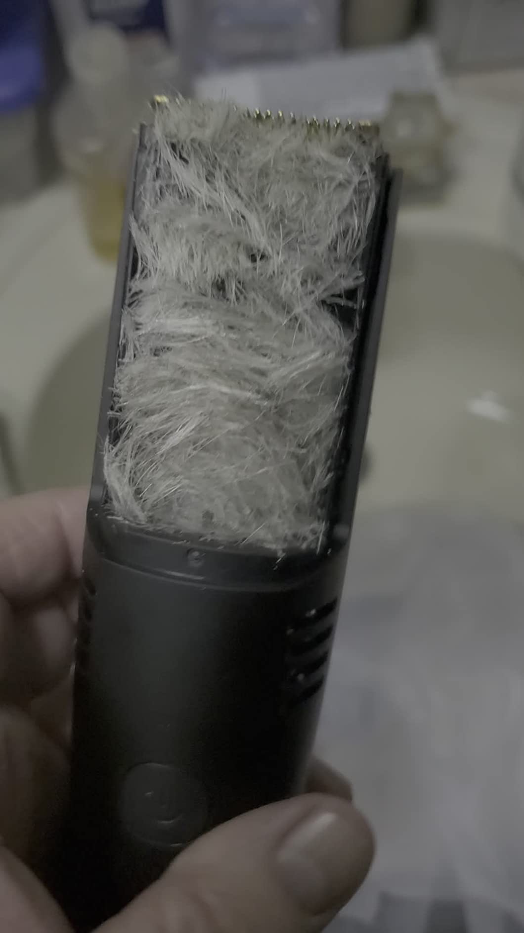 Bell+Howell Vacutrim Professional Beard Trimmer for Men with Vacuum - Electric Cordless Rechargeable Beard Shaver Mens Trimmer, 20 Settings, As Seen on TV - Customer Photo 2