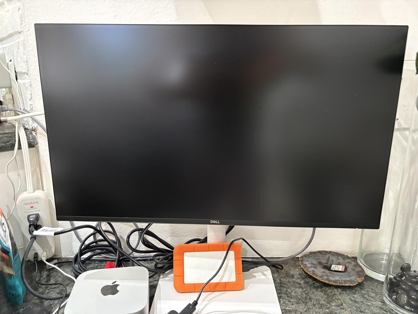 Dell S2725HS 27 Inch Monitor, FHD (1920x1080) Display, 100Hz Refresh Rate, 1500:1 Contrast Ratio, TÜV Rheinland Eye Comfort 4 Star, Integrated 2x5W Speaker, Height/Tilt/Swivel/Pivot- Ash White Color - Customer Photo 2