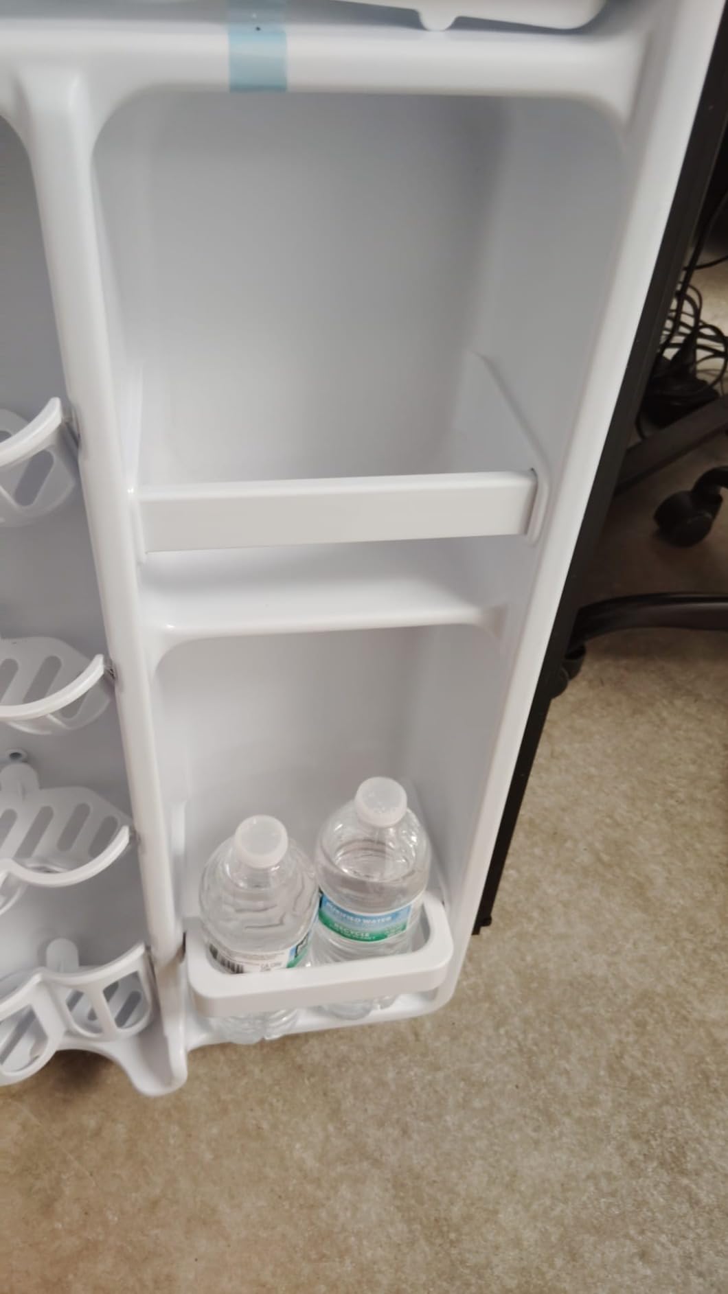 E-Star 3.3 Cu Ft Mini Fridge without Freezer - AUTO DEFROST, Reversible Single Door, Glass Shelf Refrigerator - A Space-Saving Marvel for Your Bedroom, Dorm, and Office - Customer Photo 2