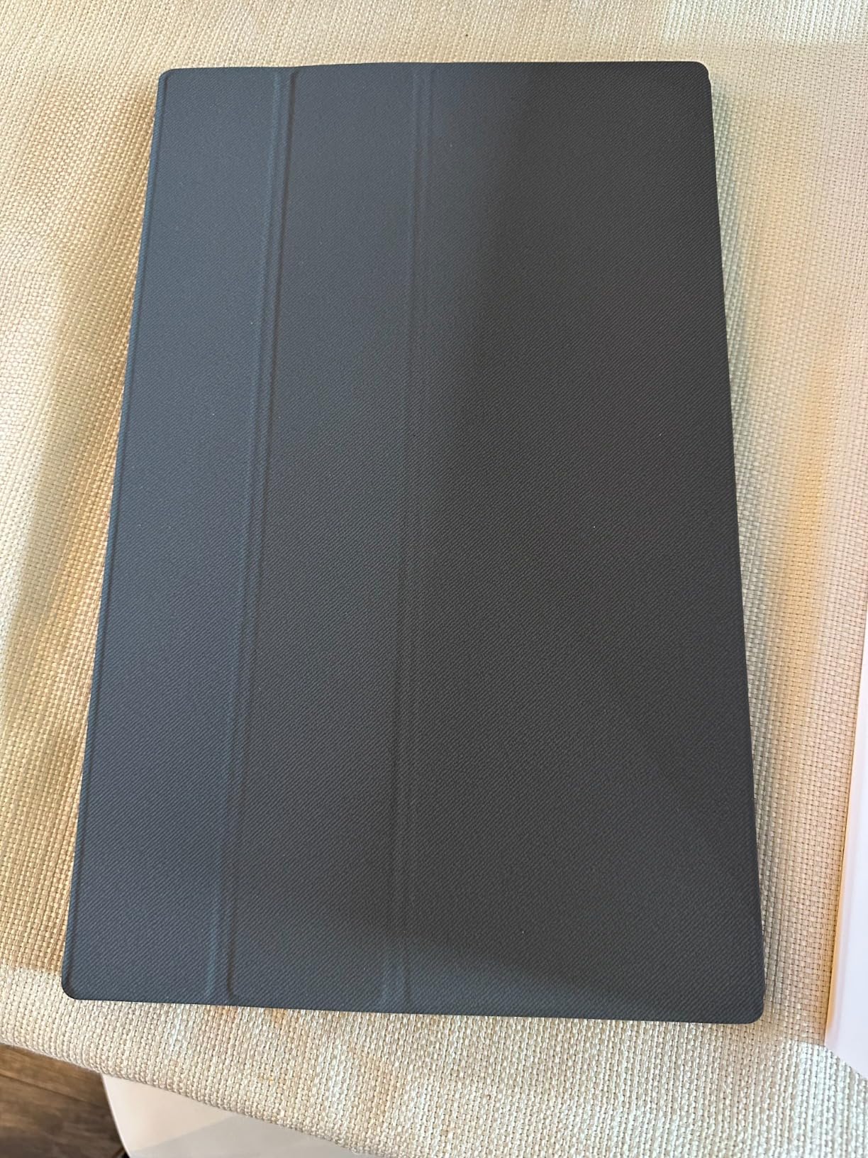 MNN Portable Monitor 15.6inch FHD 1080P USB C HDMI Gaming Ultra-Slim IPS Display w/Smart Cover & Speakers,HDR Plug&Play, External Monitor for Laptop PC Phone Mac (15.6'' 1080P) Customer Review MNN Portable Monitor 15.6inch FHD 1080P USB C HDMI Gaming Ultra-Slim IPS Display w/Smart Cover & Speakers,HDR Plug&Play, External Monitor for Laptop PC Phone Mac (15.6'' 1080P) - Customer Photo 2