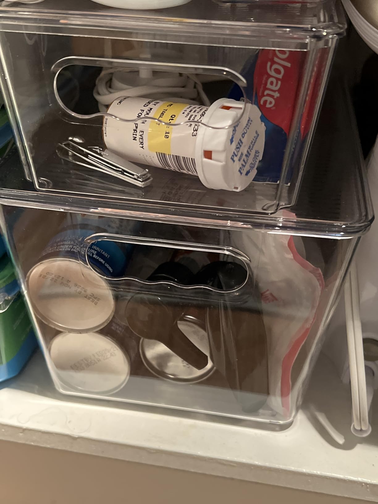 Vtopmart 6 Pack Clear Stackable Storage Bins with Lids, Large Plastic Containers with Handle for Pantry Organizer and Storage,Perfect for Bathroom,Cabinet,Kitchen,Fridge,Closet Organization - Customer Photo 2