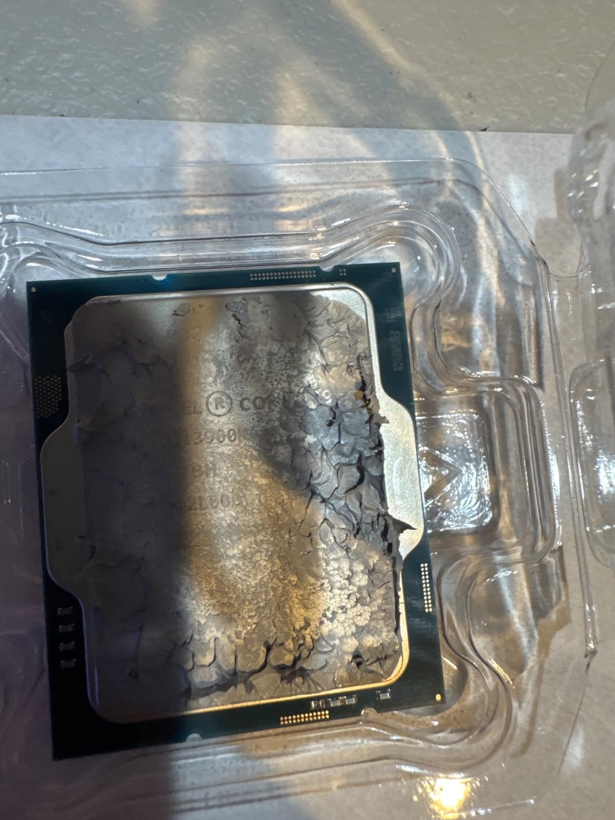 Intel Core i9-13900K Desktop Processor 24 cores (8 P-cores + 16 E-cores) 36M Cache, up to 5.8 GHz - Customer Photo 4