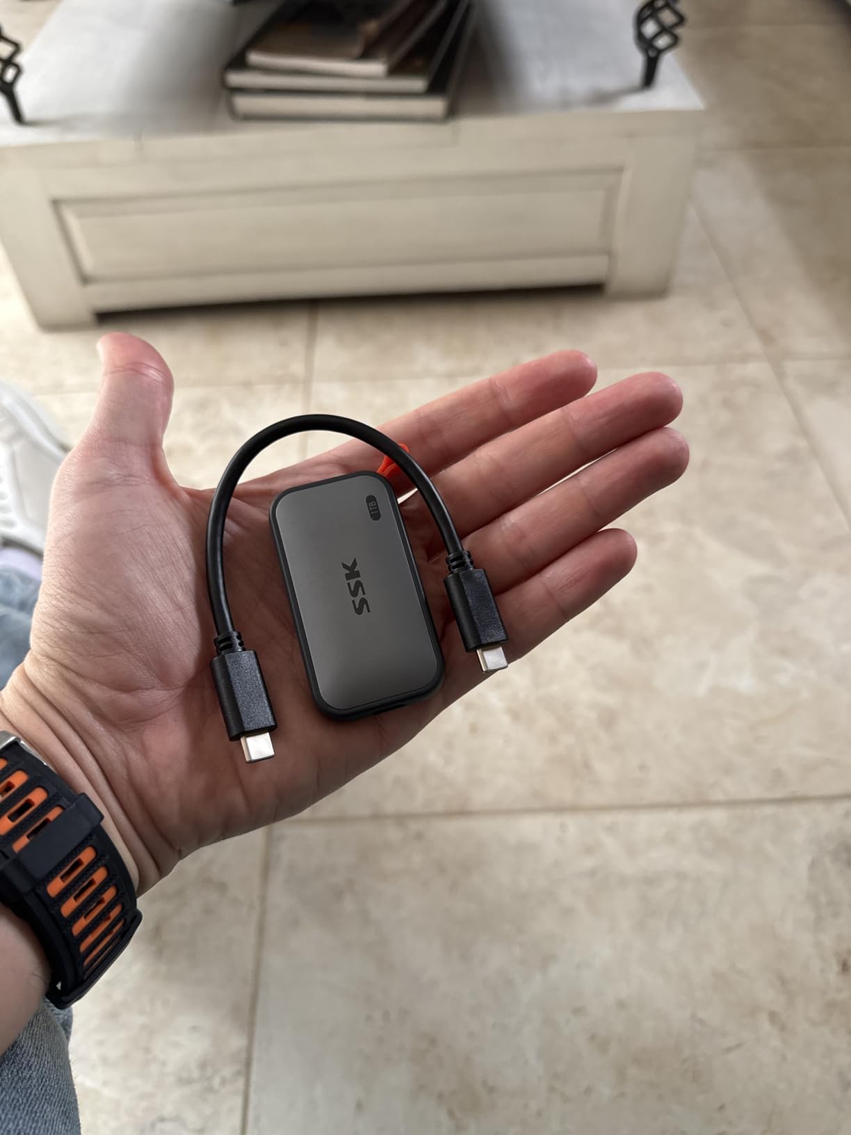 SSK Portable SSD 1TB External Solid State Drives, up to 1050MB/s USB C SSD External Hard Drive USB 3.2 Gen2 for iPhone 15/Pro, Windows, Mac, Android Phones and Tablets Customer Review SSK Portable SSD 1TB External Solid State Drives, up to 1050MB/s USB C SSD External Hard Drive USB 3.2 Gen2 for iPhone 15/Pro, Windows, Mac, Android Phones and Tablets - Customer Photo 1