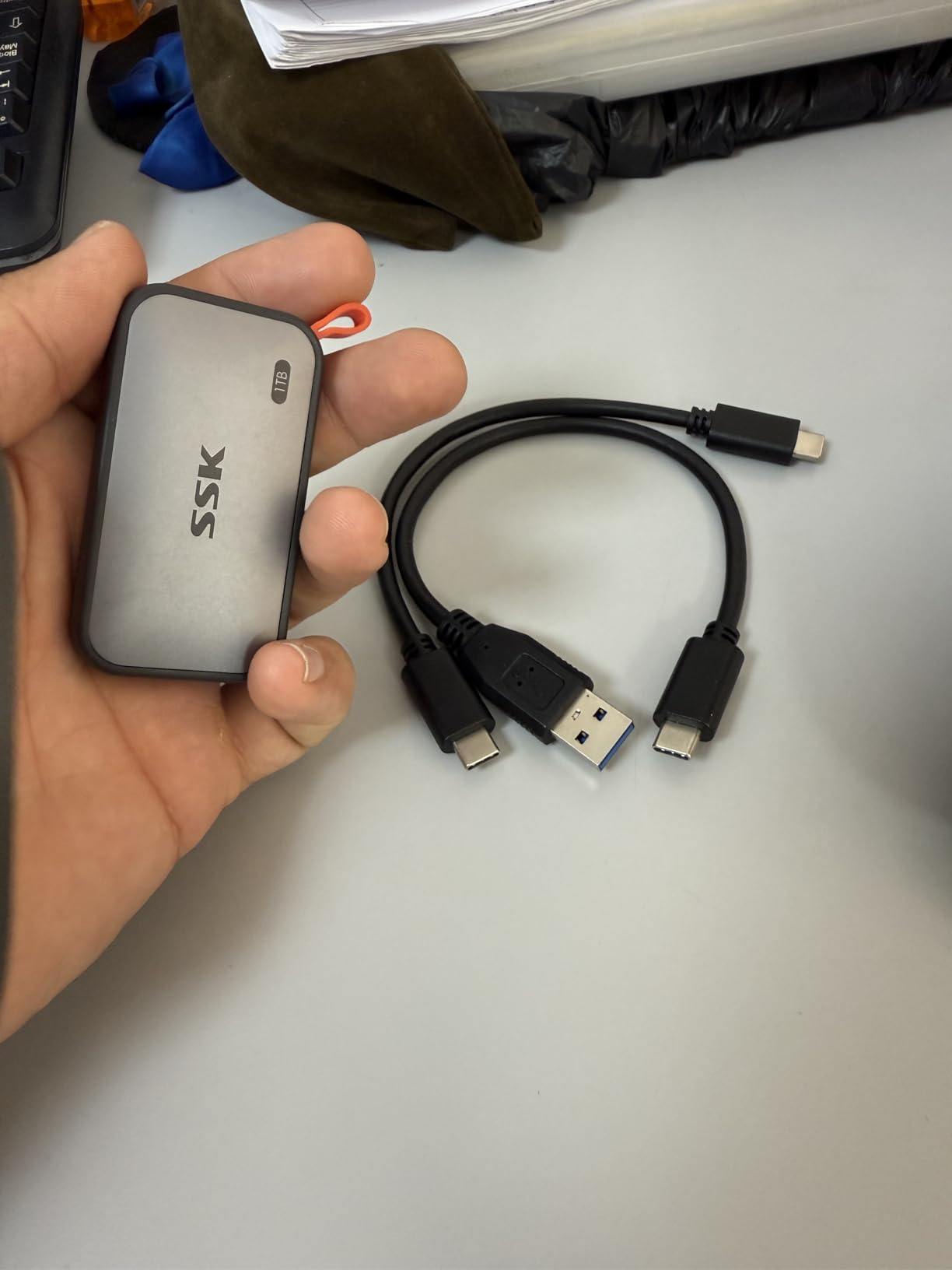 SSK Portable SSD 1TB External Solid State Drives, up to 1050MB/s USB C SSD External Hard Drive USB 3.2 Gen2 for iPhone 15/Pro, Windows, Mac, Android Phones and Tablets - Customer Photo 2