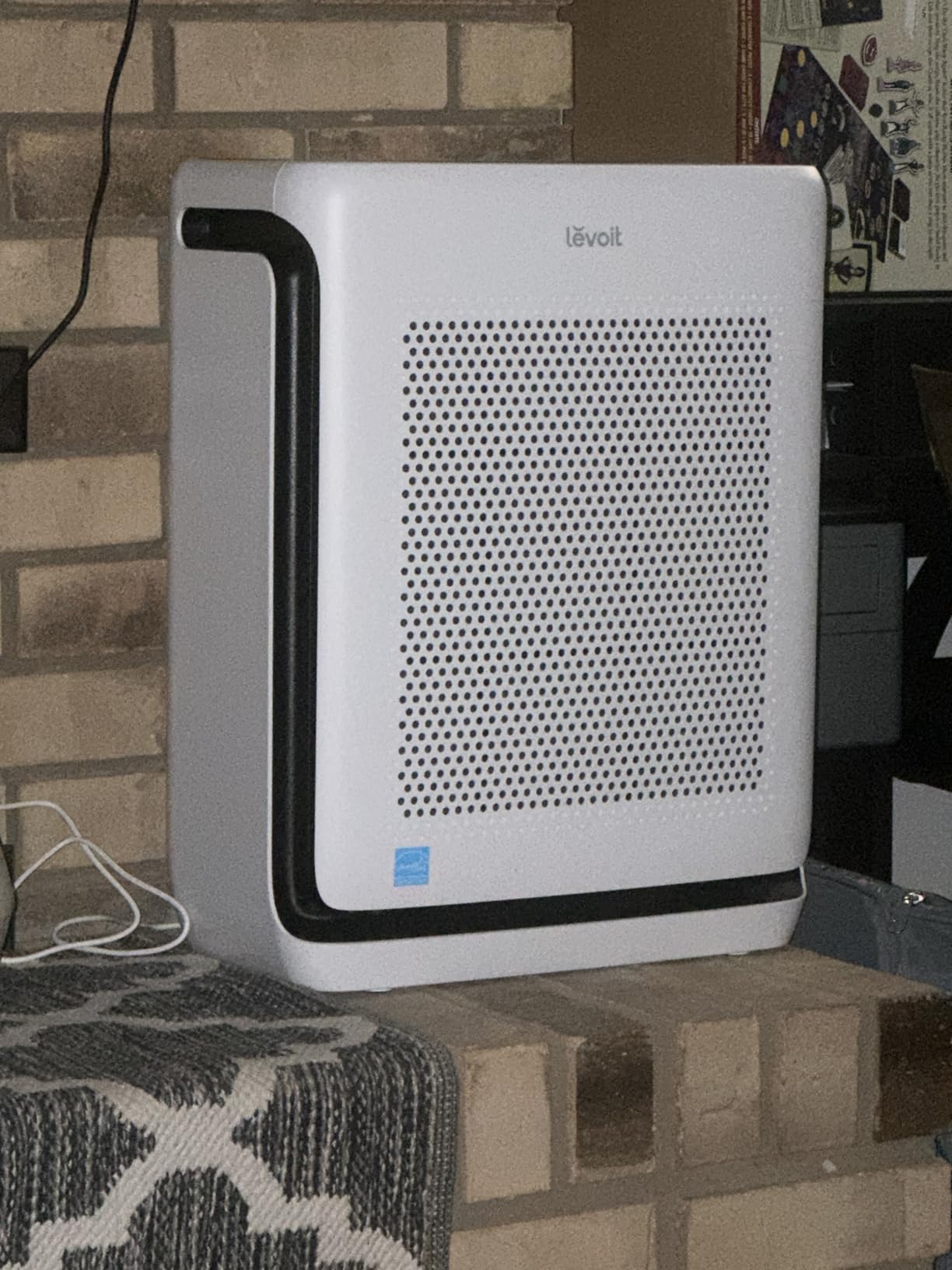 LEVOIT Air Purifiers for Home Large Room Up to 1875 Ft² with Washable Pre-Filter, AHAM VERIFIDE, Air Quality Monitor, HEPA Sleep Mode for Allergies, Pet Hair in Bedroom, Vital 200S-P, White - Customer Photo 1
